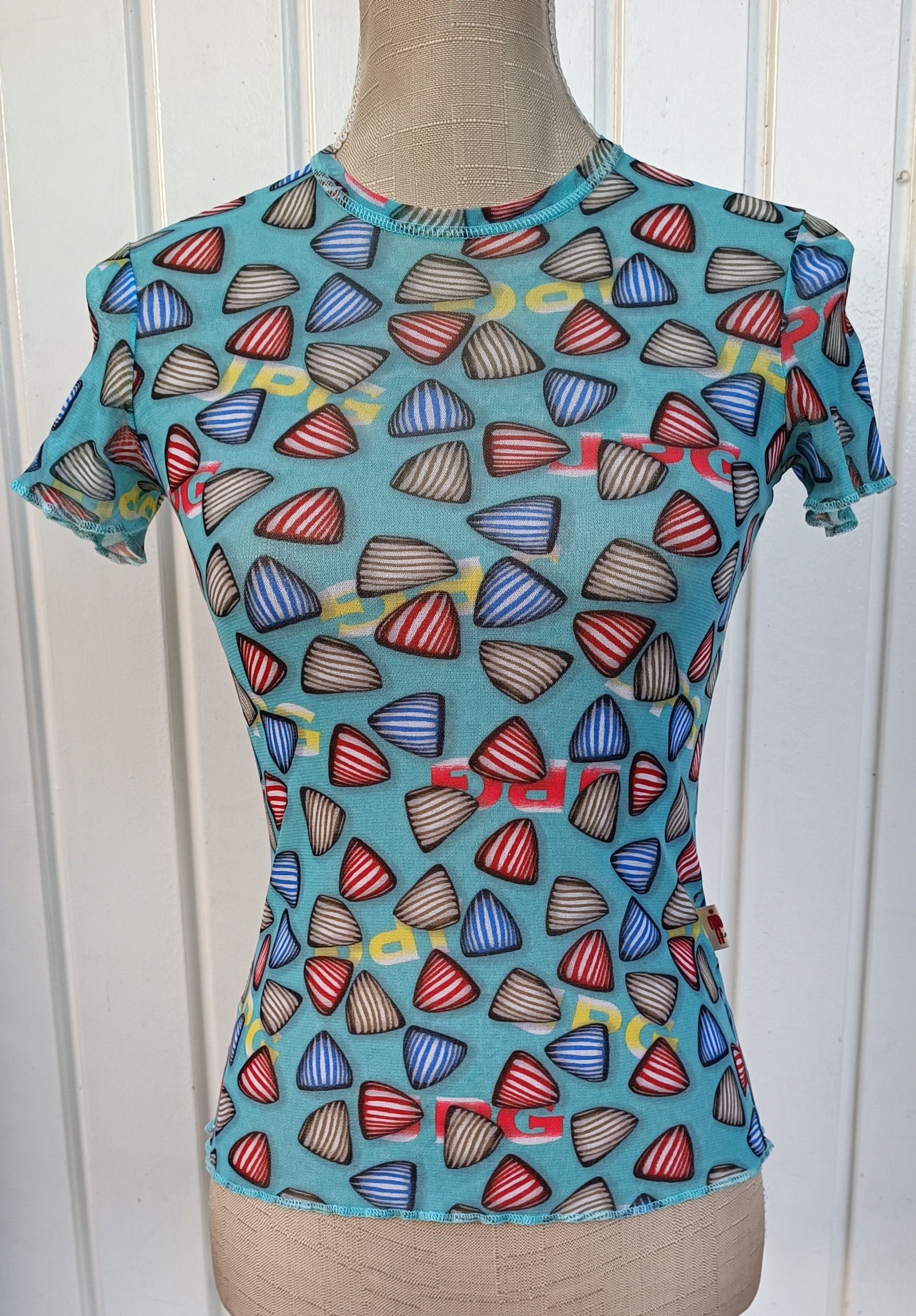 Jean Paul Gaultier SS2001- Mesh top with print of triangular-shaped candies Size M / US 6-8 / IT 42-44 - 1 Thumbnail