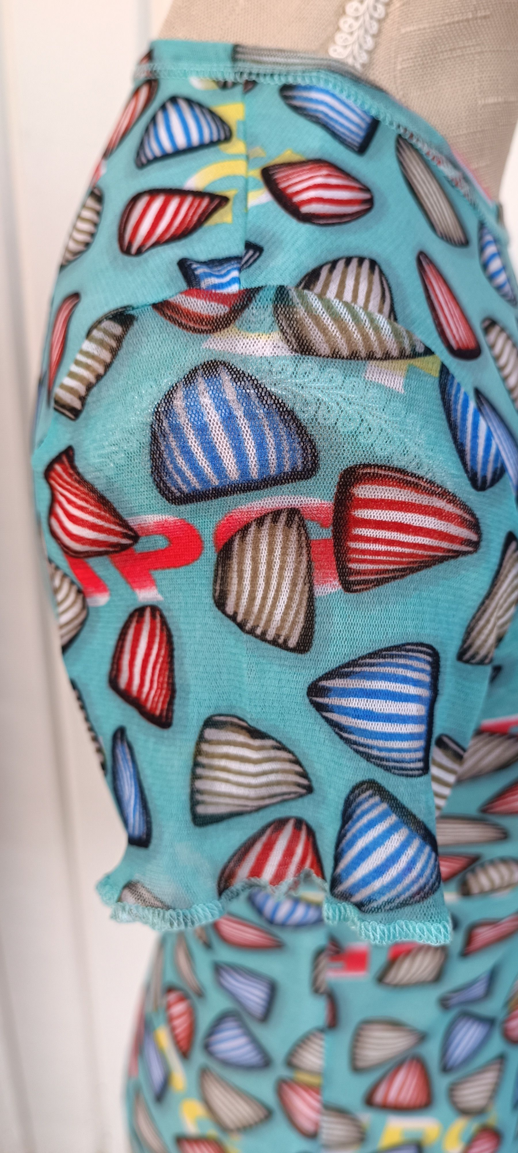 Jean Paul Gaultier SS2001- Mesh top with print of triangular-shaped candies Size M / US 6-8 / IT 42-44 - 11 Thumbnail