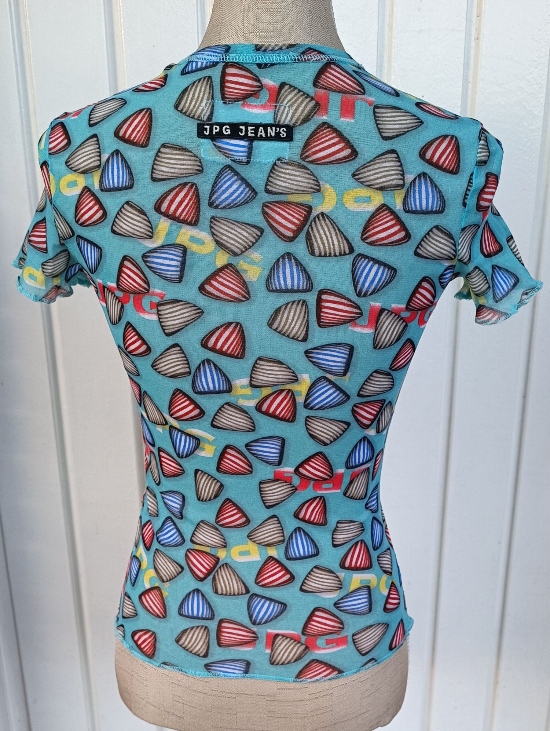 Jean Paul Gaultier SS2001- Mesh top with print of triangular-shaped candies Size M / US 6-8 / IT 42-44 - 13 Thumbnail