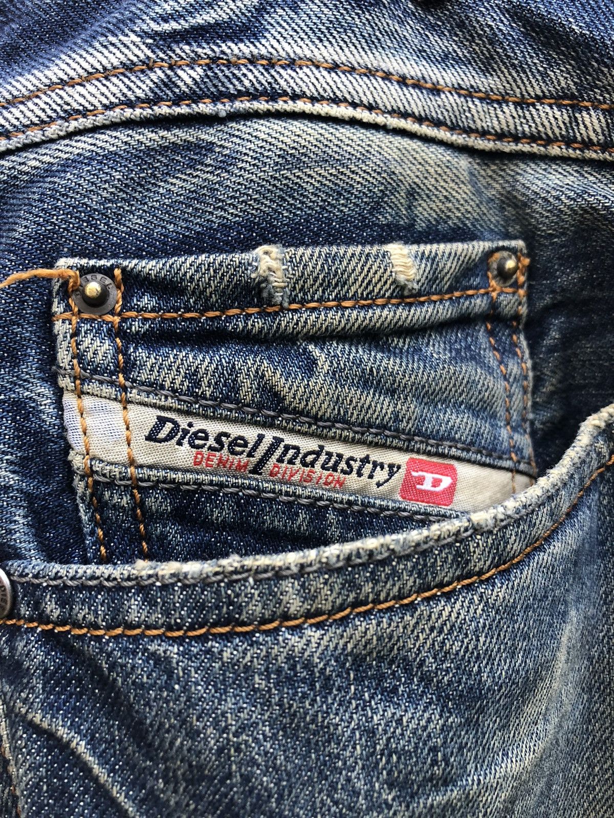 Diesel Vintage 90's Diesel Thrashed Denim Pants Size US 38 / EU 54 - 11 Thumbnail