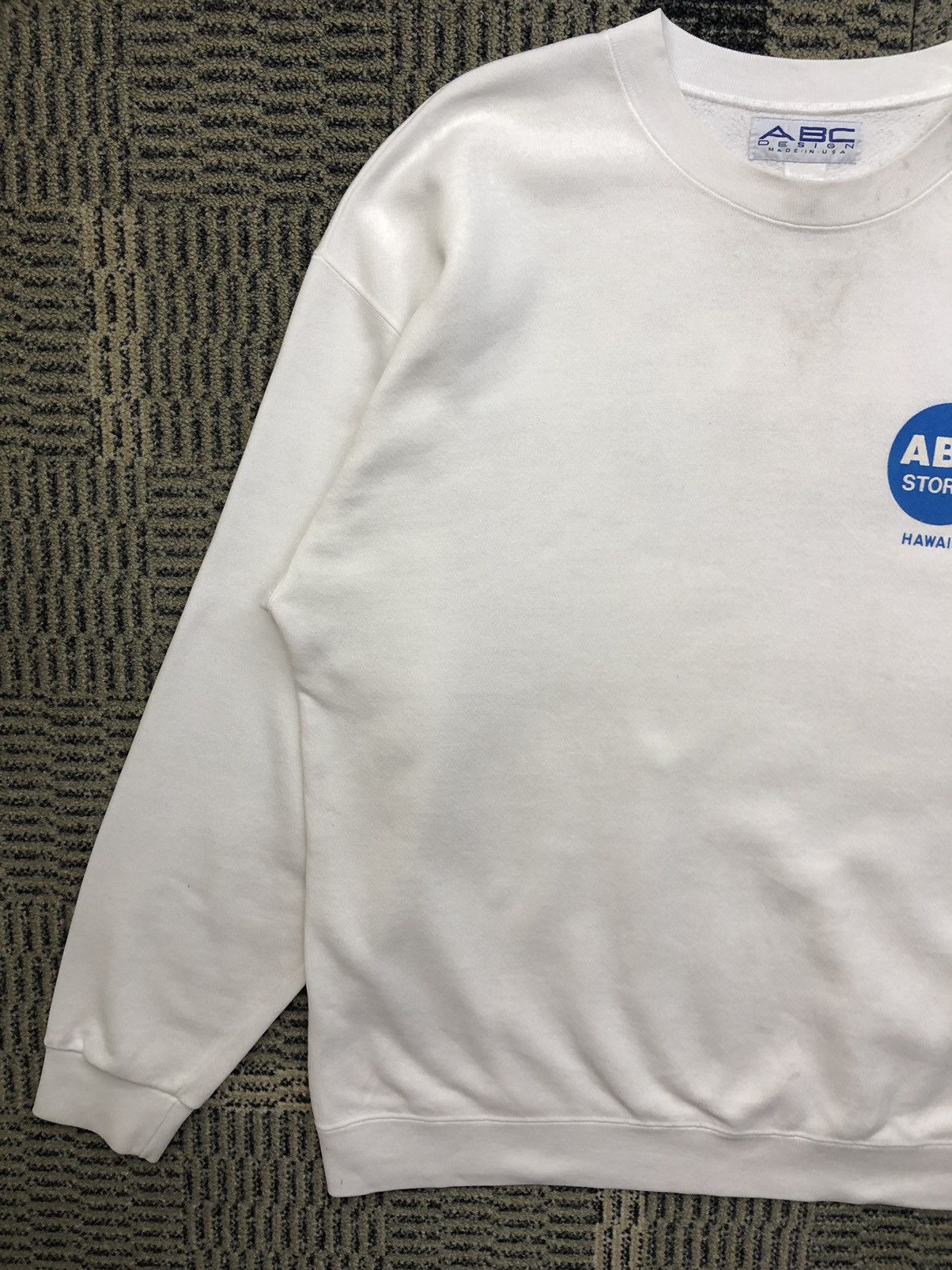 Vintage Vintage ABC Store Hawaii Big Logo Crewneck Sweatshirt Size US XL / EU 56 / 4 - 4 Thumbnail