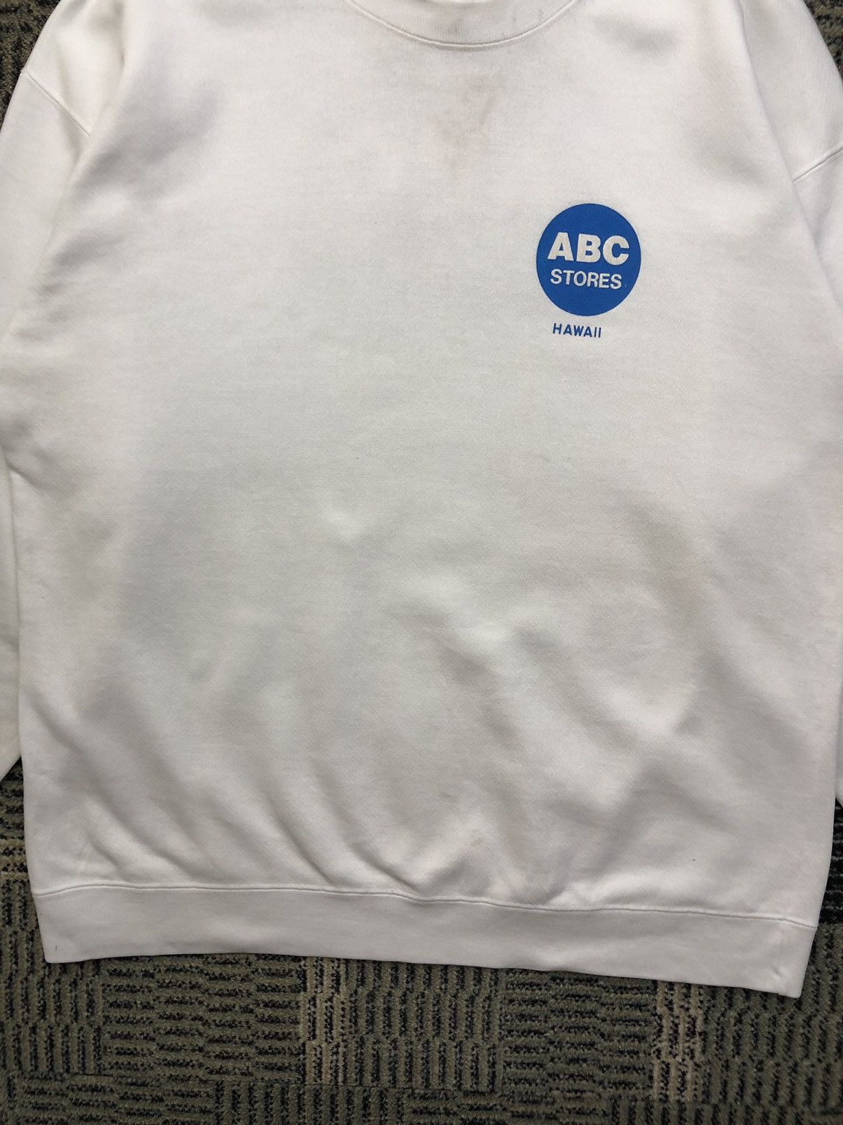 Vintage Vintage ABC Store Hawaii Big Logo Crewneck Sweatshirt Size US XL / EU 56 / 4 - 6 Thumbnail