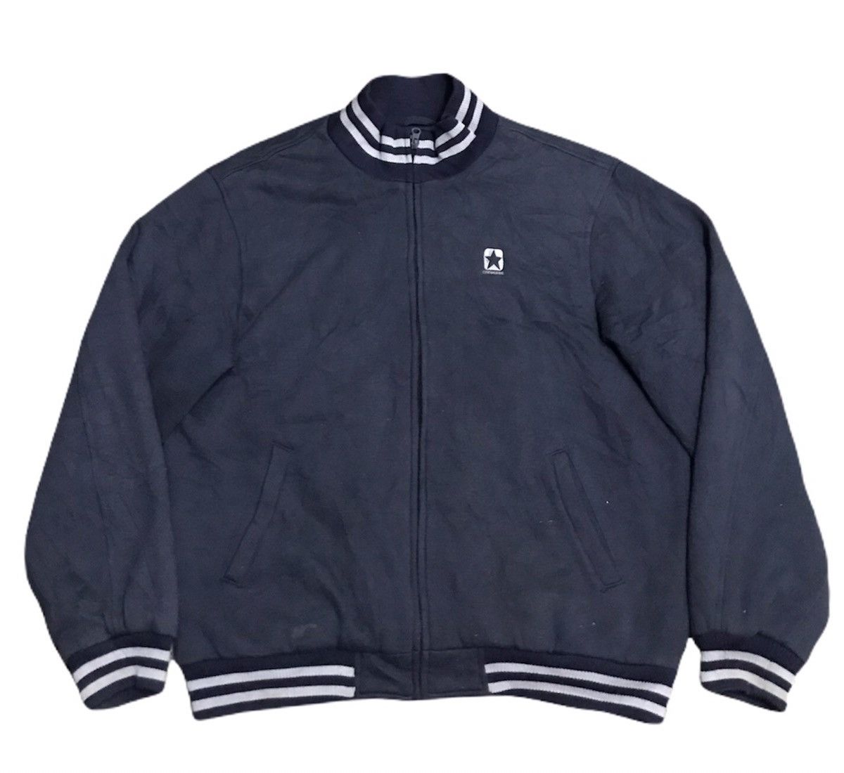 Converse Pick up !! Converse sweater Size US M / EU 48-50 / 2 - 5 Thumbnail