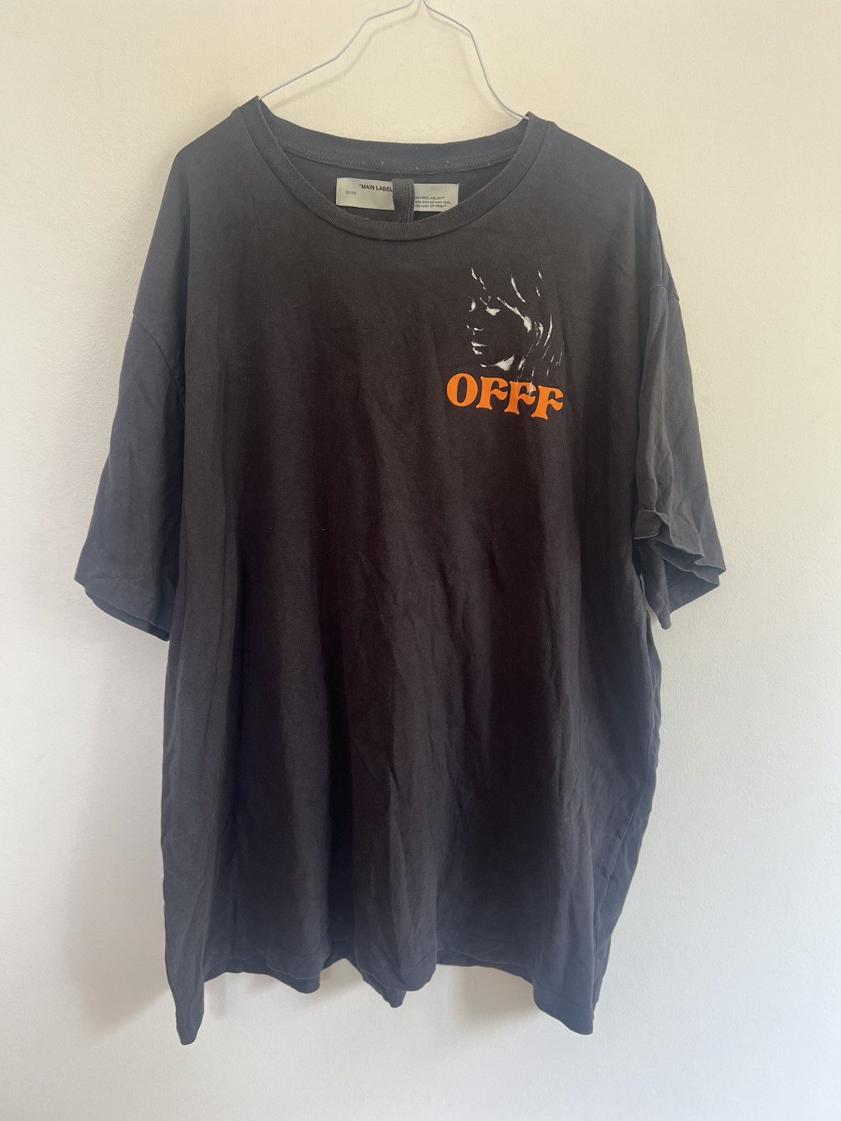 Off-White Off white Beige Portrait TEE Size US XL / EU 56 / 4 - 2 Thumbnail
