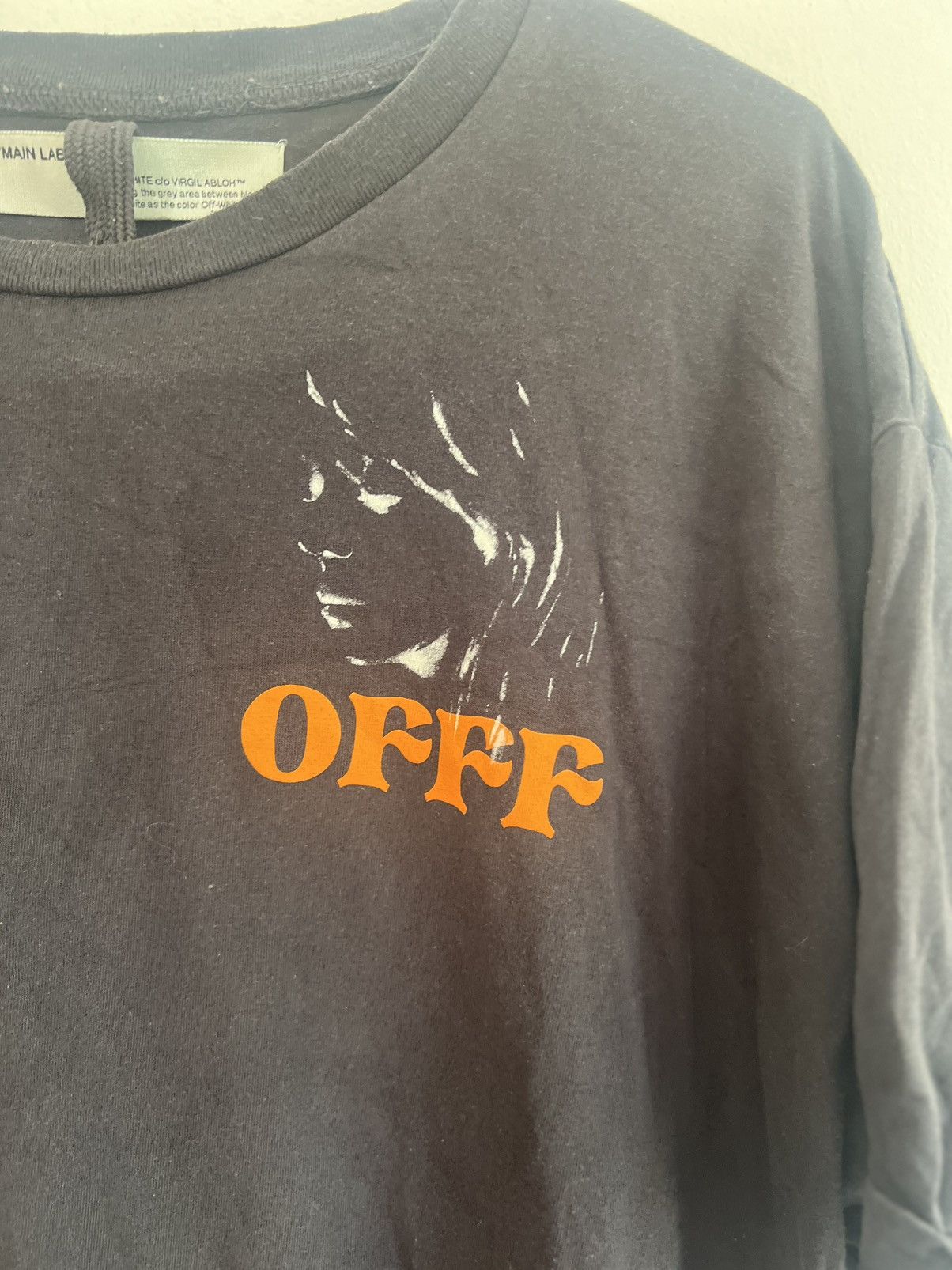 Off-White Off white Beige Portrait TEE Size US XL / EU 56 / 4 - 4 Thumbnail