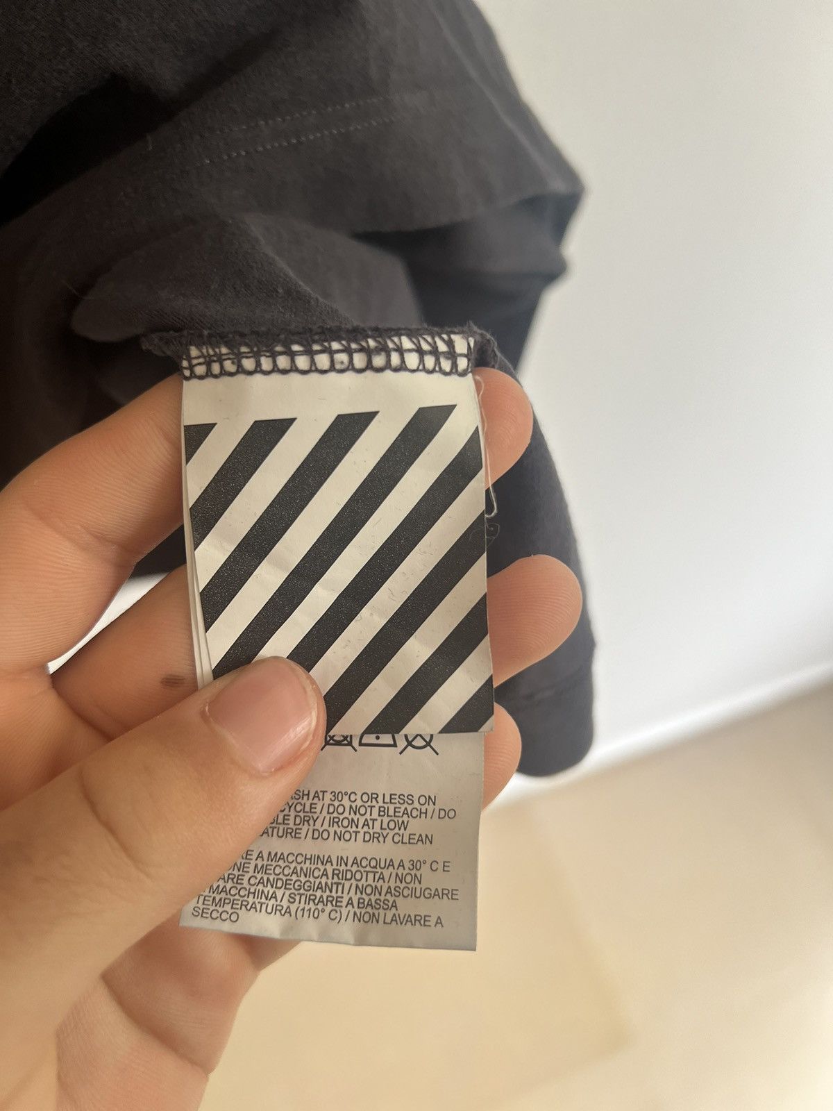 Off-White Off white Beige Portrait TEE Size US XL / EU 56 / 4 - 8 Thumbnail