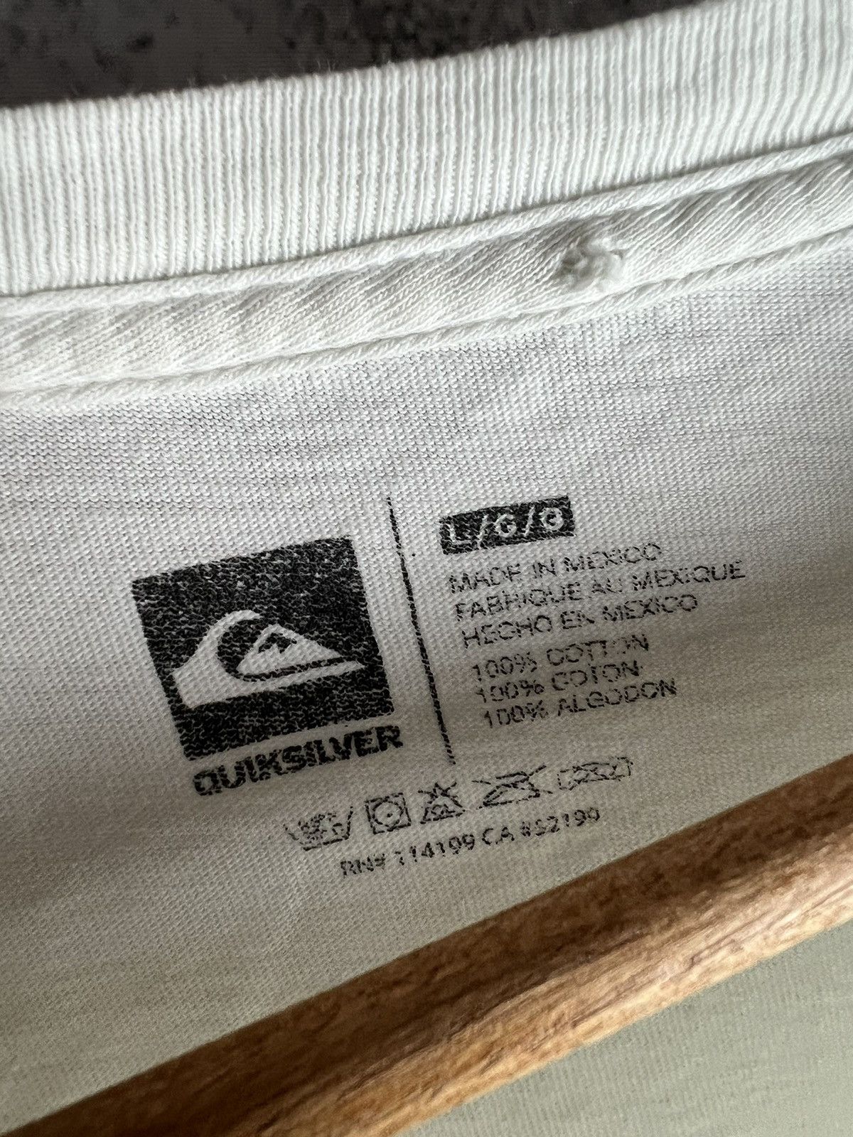 Quiksilver Quicksilver surfing bear tshirt Size US L / EU 52-54 / 3 - 2 Thumbnail
