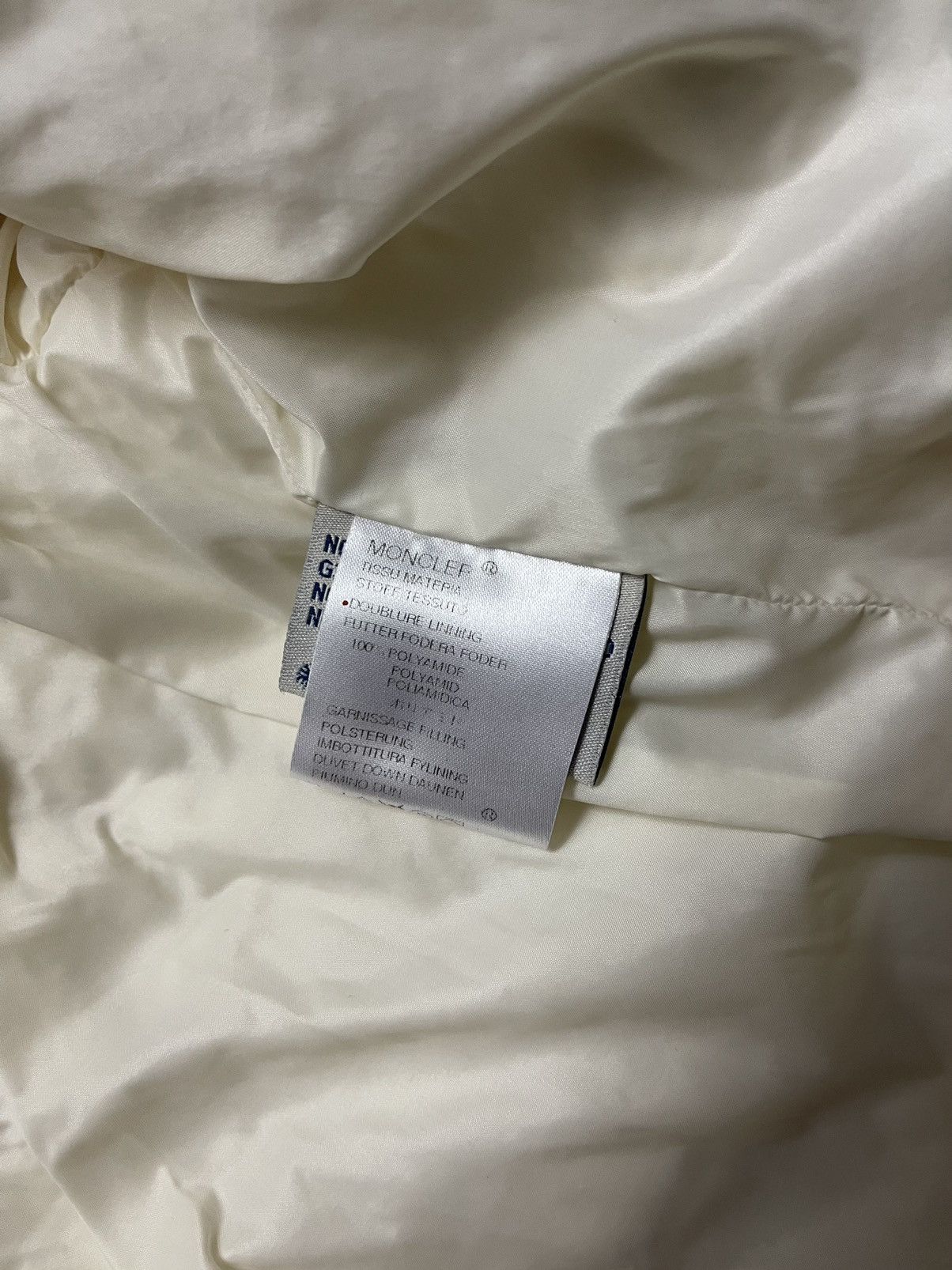 Moncler Moncler white down jacket Size L / US 10 / IT 46 - 6 Thumbnail