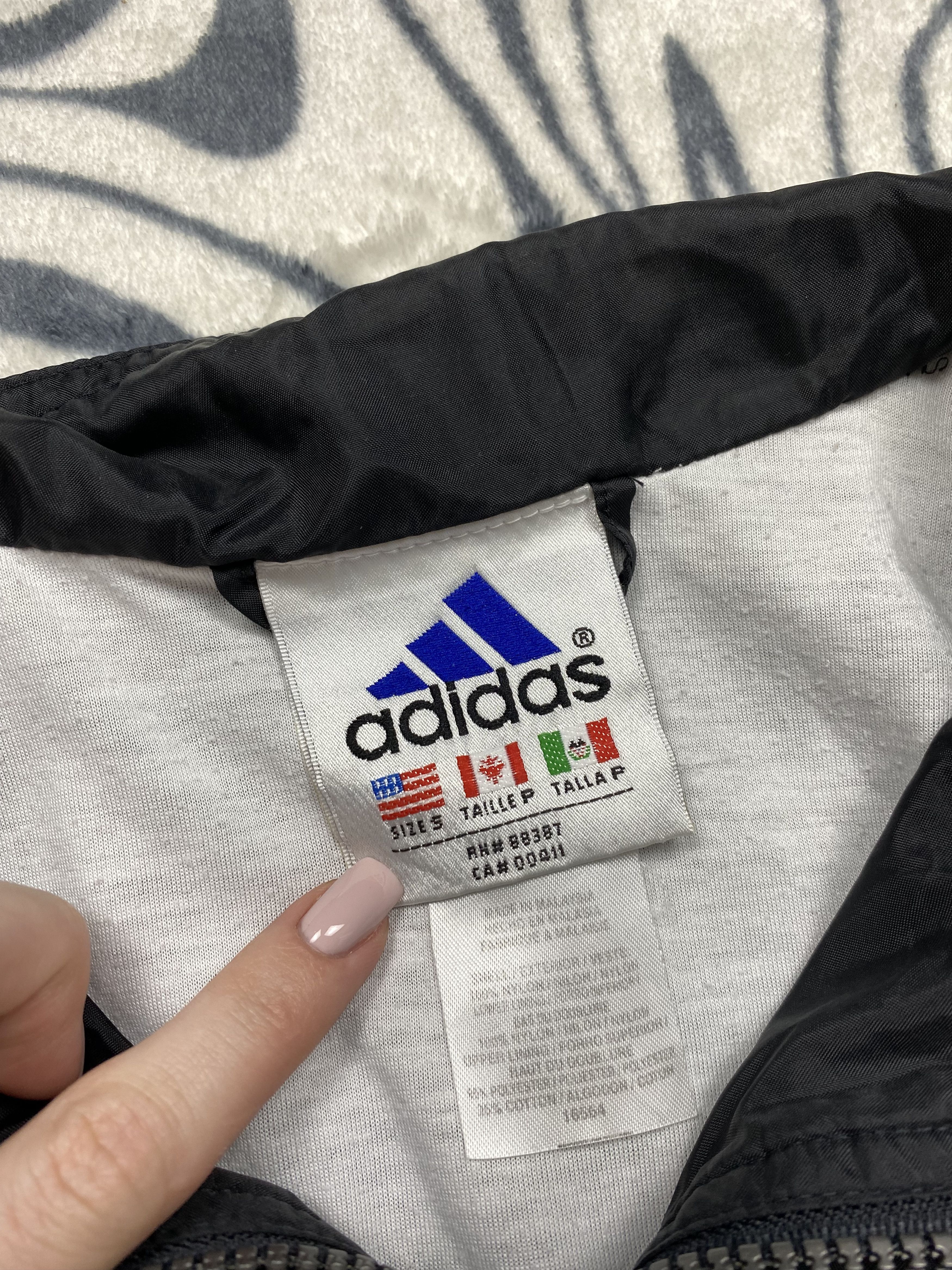 Adidas × Vintage Adidas 90s Vintage Mens Nylon Track Top Jacket Size US S / EU 44-46 / 1 - 5 Thumbnail