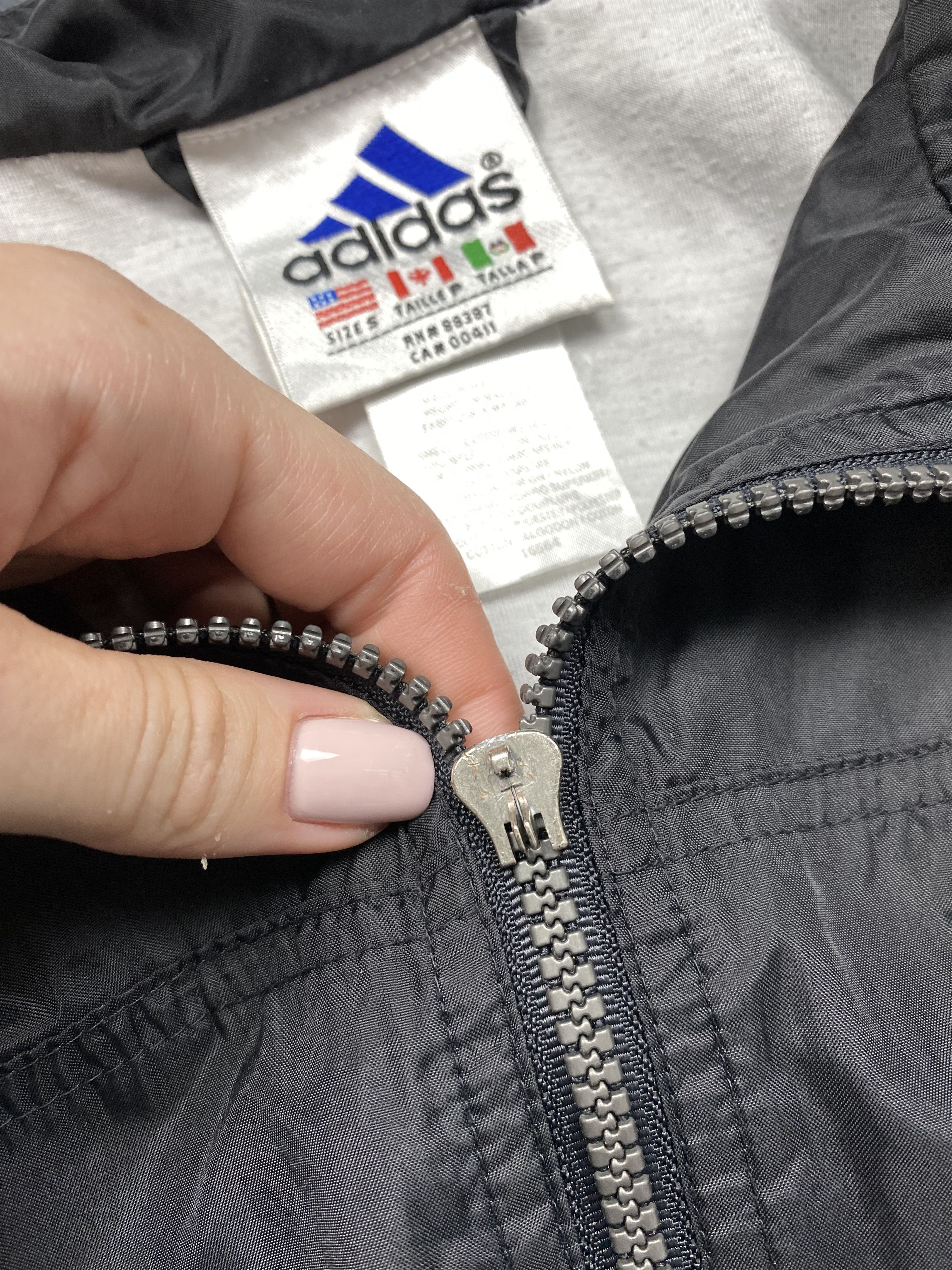 Adidas × Vintage Adidas 90s Vintage Mens Nylon Track Top Jacket Size US S / EU 44-46 / 1 - 4 Thumbnail