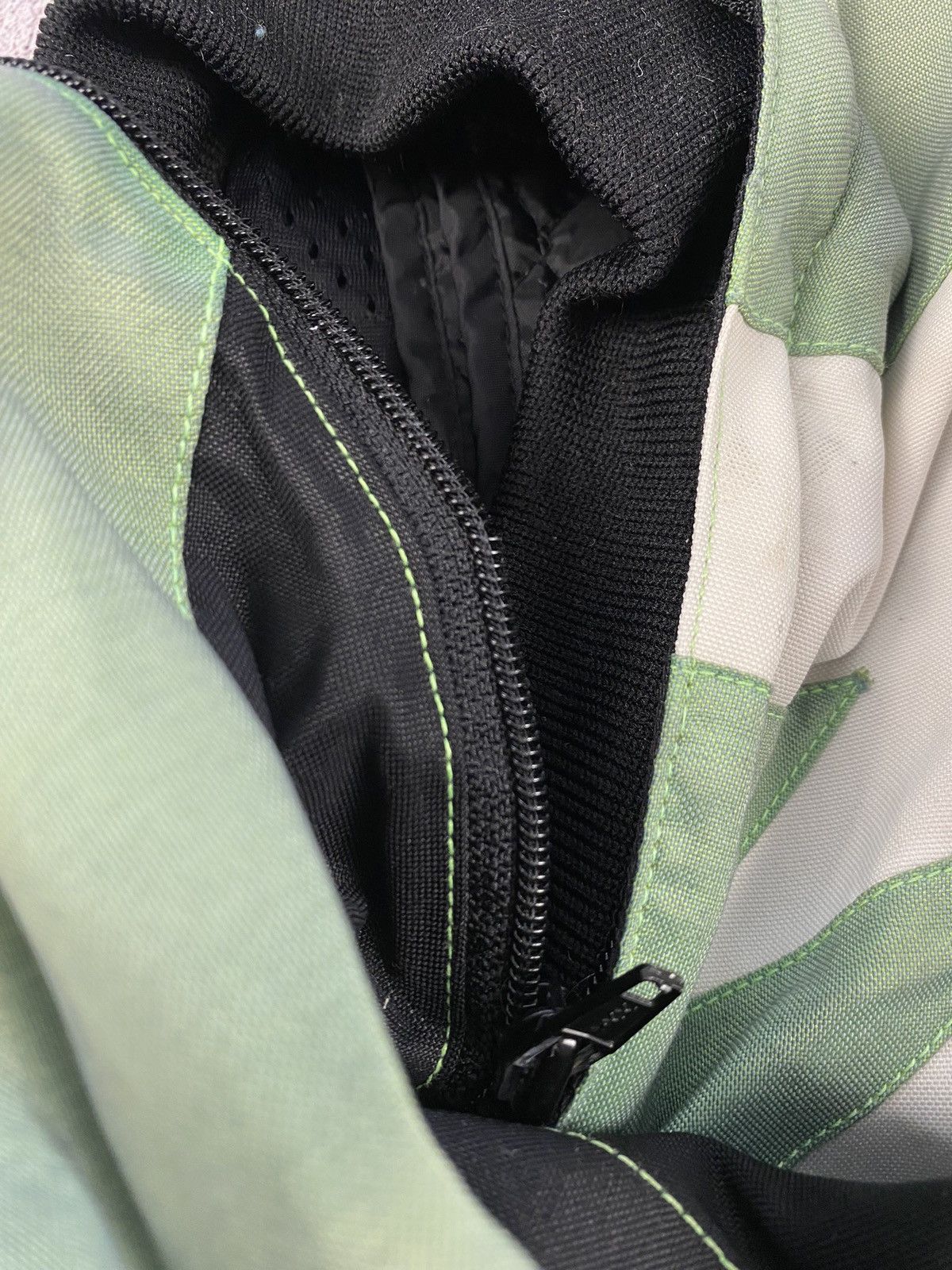 Vintage Vintage Kawasaki Team Green Racing zip off jacket vest Size US L / EU 52-54 / 3 - 14 Thumbnail