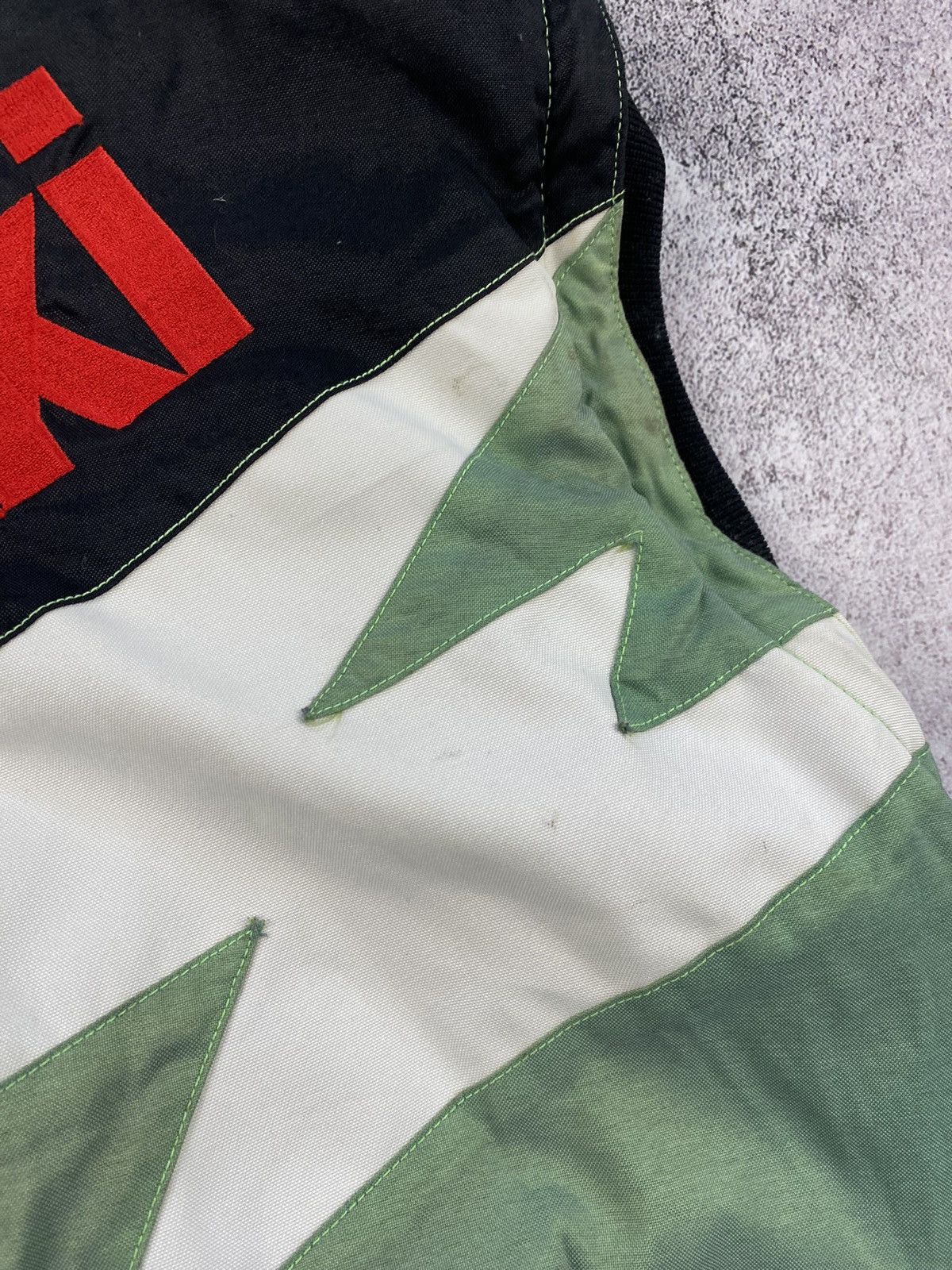 Vintage Vintage Kawasaki Team Green Racing zip off jacket vest Size US L / EU 52-54 / 3 - 21 Thumbnail