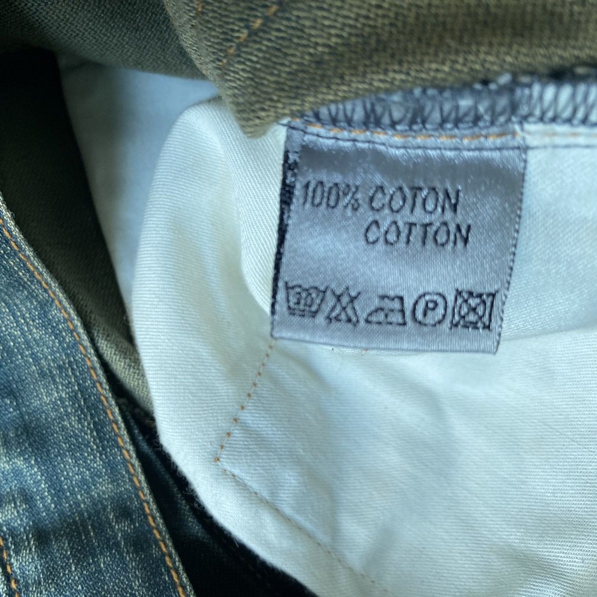 Dior Dior Homme Wrinkle Dark Blue Coated Jeans 17.5CM MII Size US 29 - 11 Thumbnail