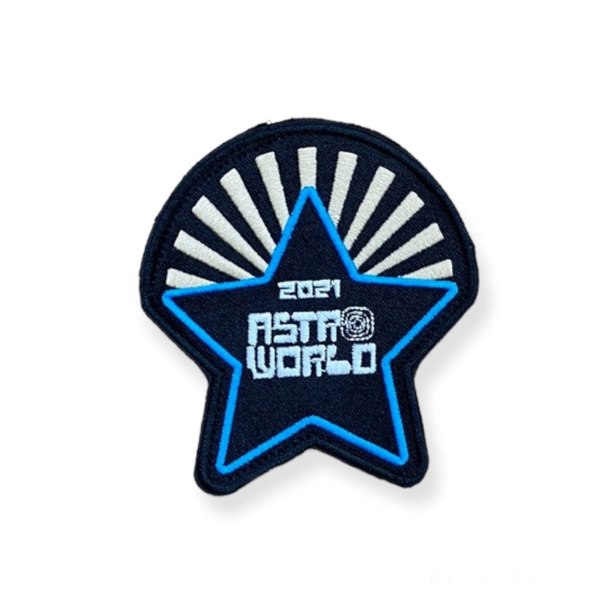 Travis Scott Travis Scott Astroworld 2021 Embroidered Star Patch Size ONE SIZE - 1 Thumbnail