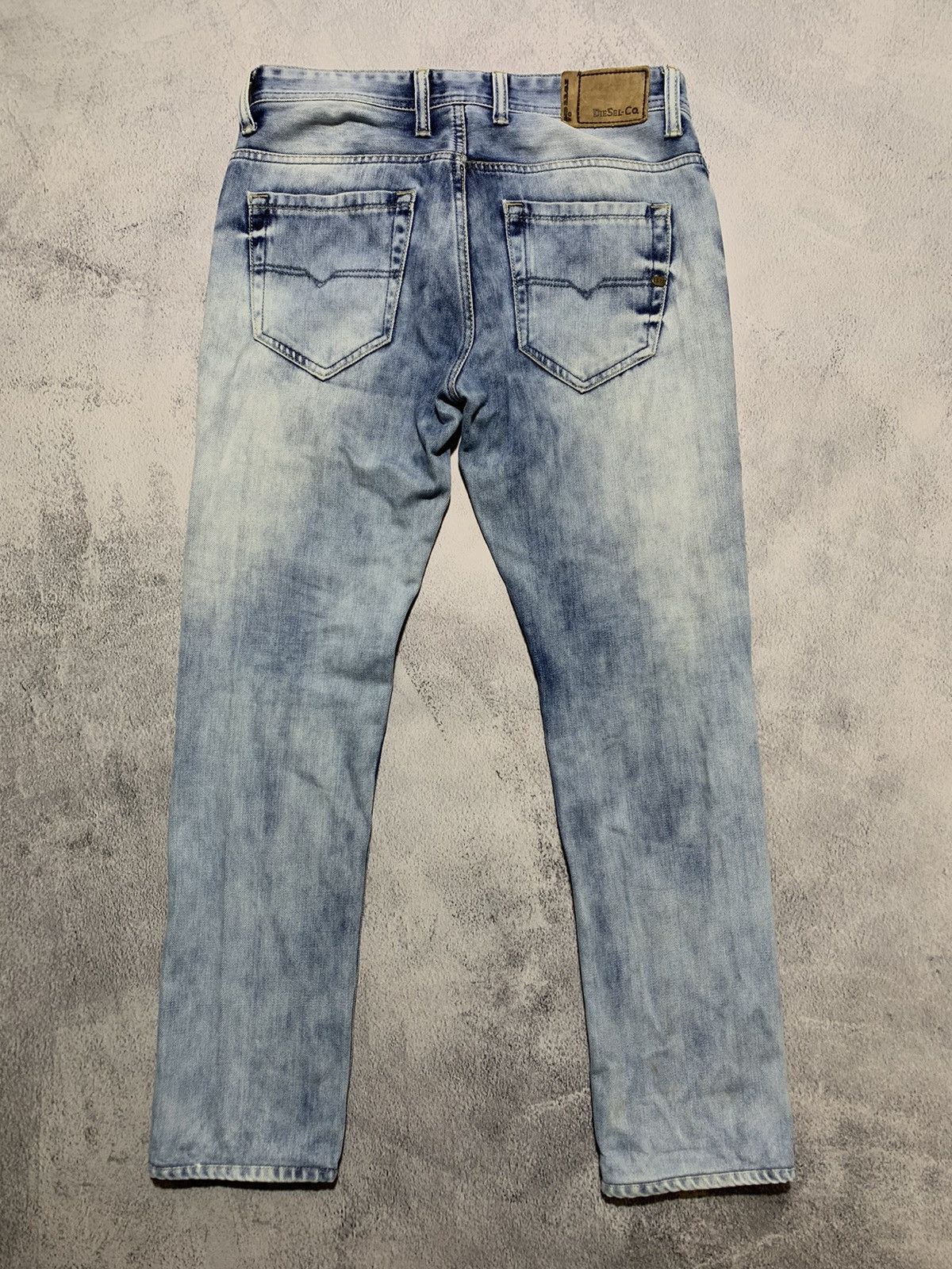 Diesel × Vintage Vintage Diesel Viker jeans denim distressed style size 31X34 Size US 31 - 1 Thumbnail
