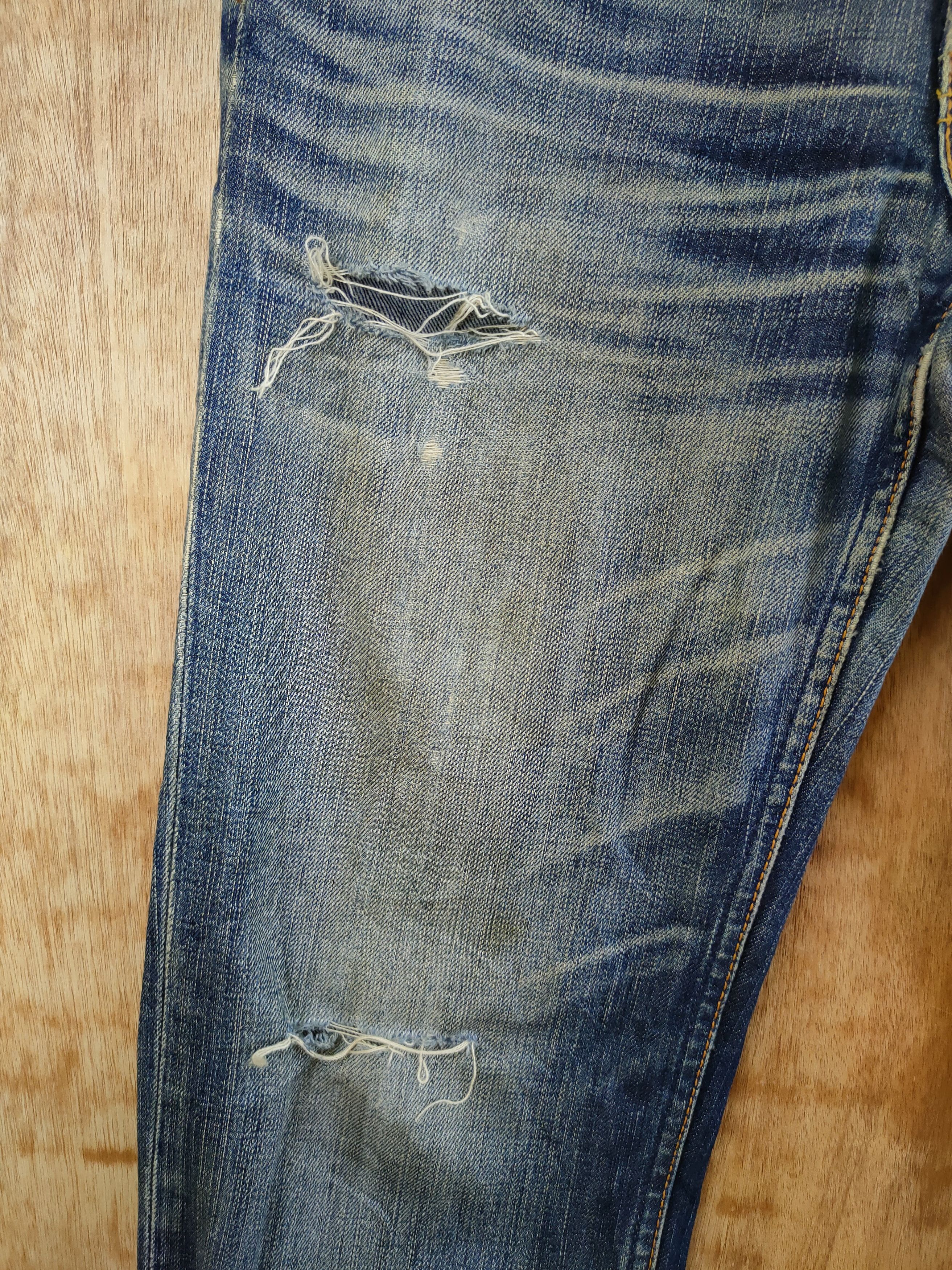Levi's 702 levis distressed denim vintage pants #46-816 Size US 29 - 4 Thumbnail