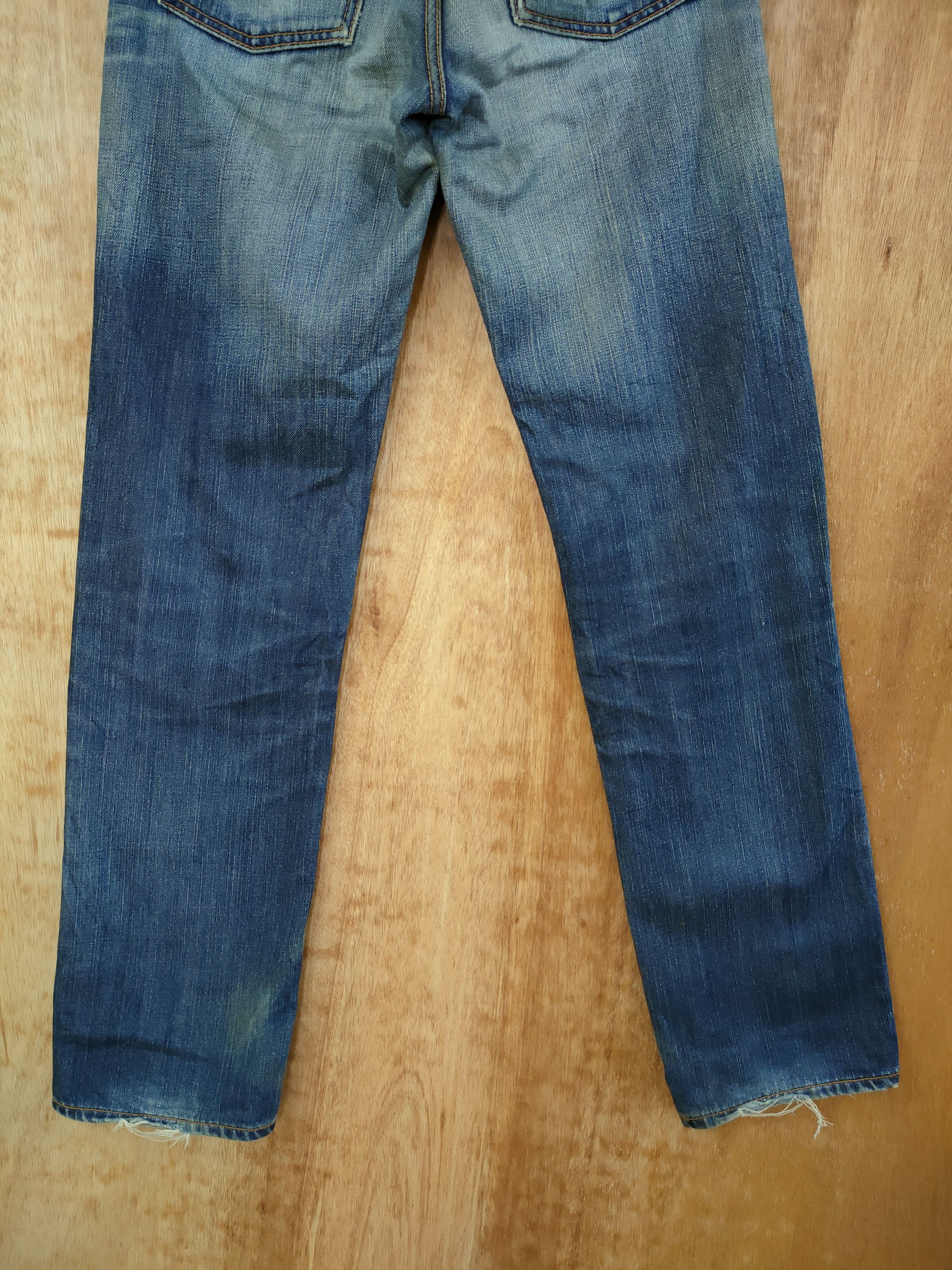 Levi's 702 levis distressed denim vintage pants #46-816 Size US 29 - 7 Thumbnail