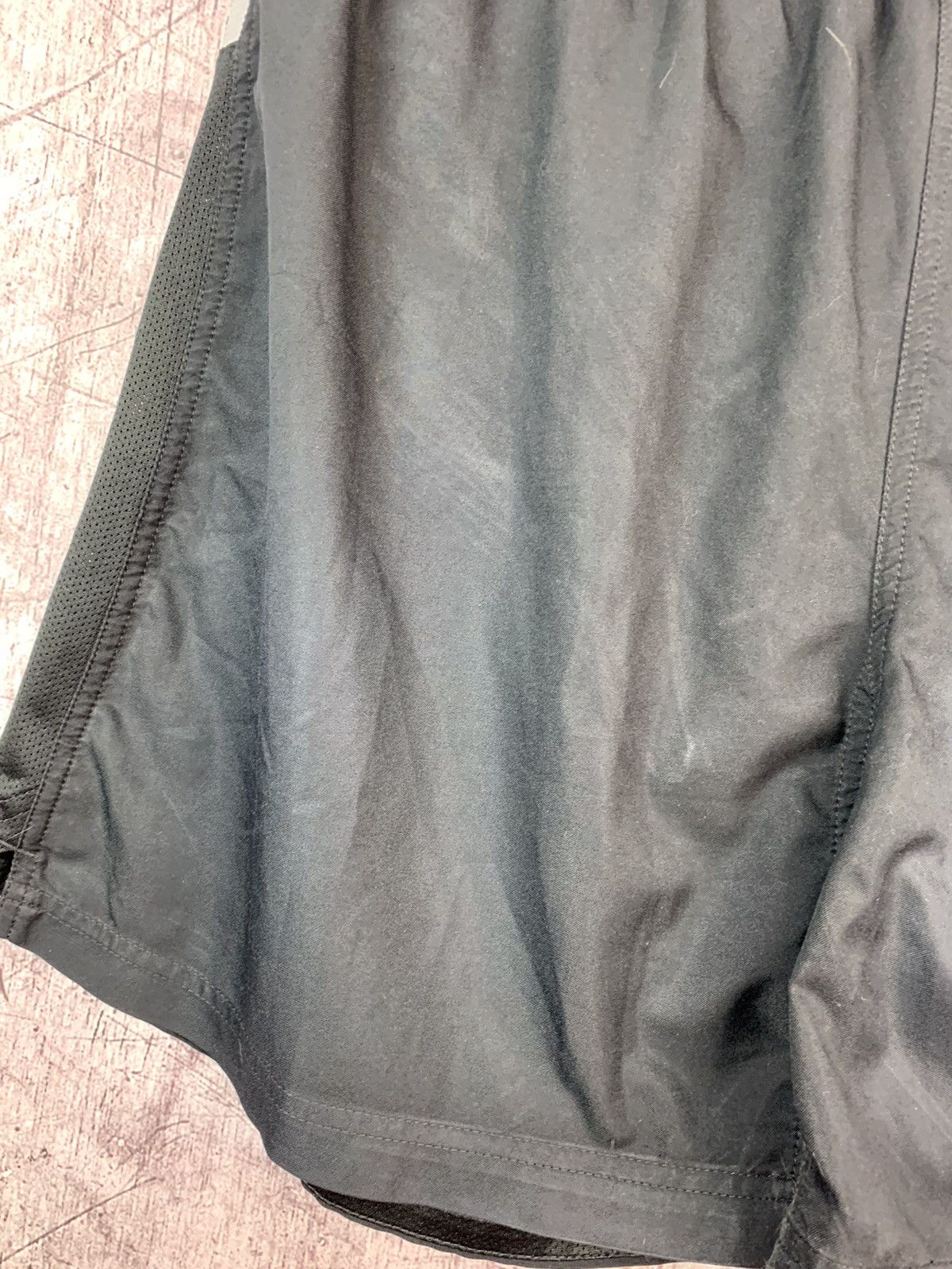 Nike Vintage Nike Y2K Shorts Size US 36 / EU 52 - 7 Thumbnail