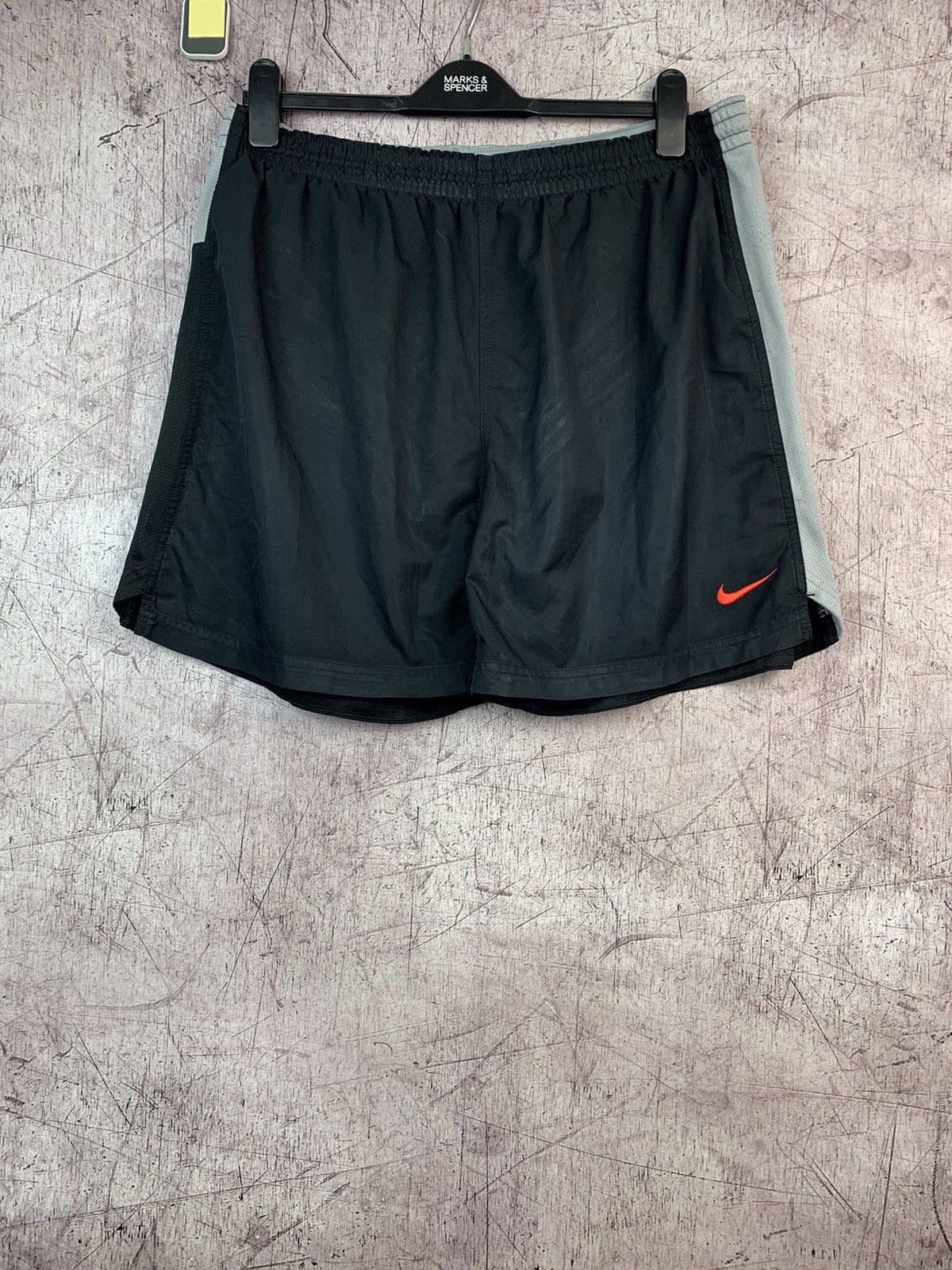 Nike Vintage Nike Y2K Shorts Size US 36 / EU 52 - 1 Thumbnail