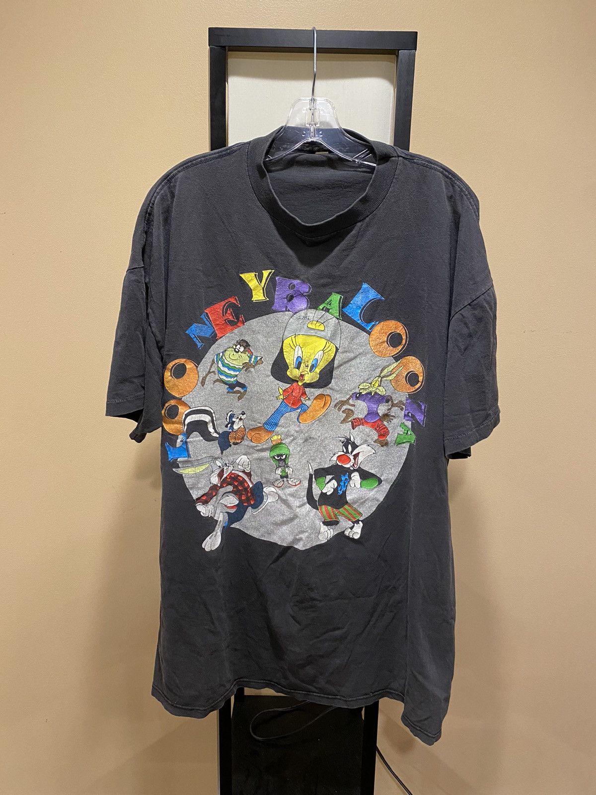 Cartoon Network Looney Tunes Vinatge 1993 “Looney Balooza” Wild Oats Tee Size US XL / EU 56 / 4 - 1 Thumbnail