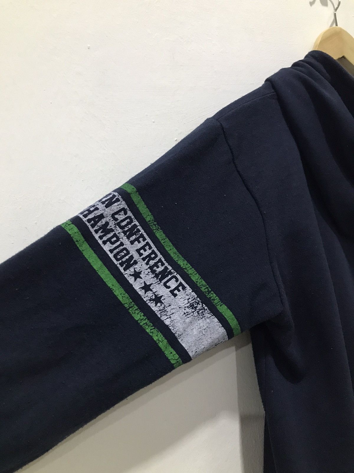 BALMY & AWAKING NY HOODED SWEATSHIRT