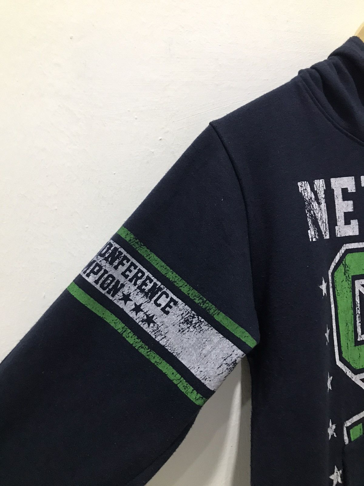 BALMY & AWAKING NY HOODED SWEATSHIRT