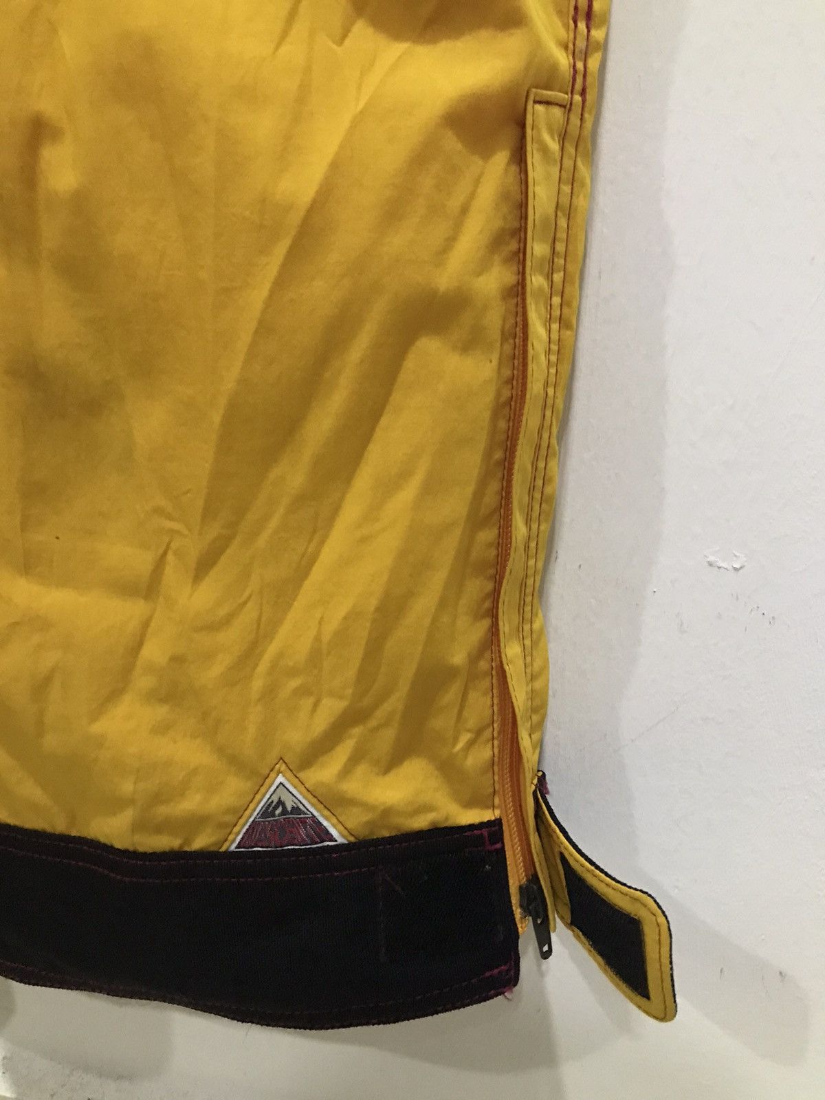 Descente Vintage Descente Ski Pant Overall Jumpsuit Size US 33 - 9 Thumbnail