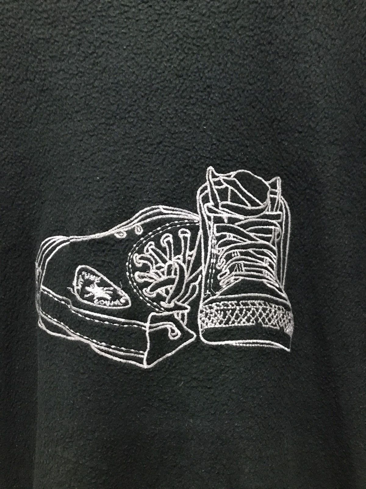 Converse Vtg Converse Embroidered Shoe Logo Sweatshirt Size US M / EU 48-50 / 2 - 14 Thumbnail