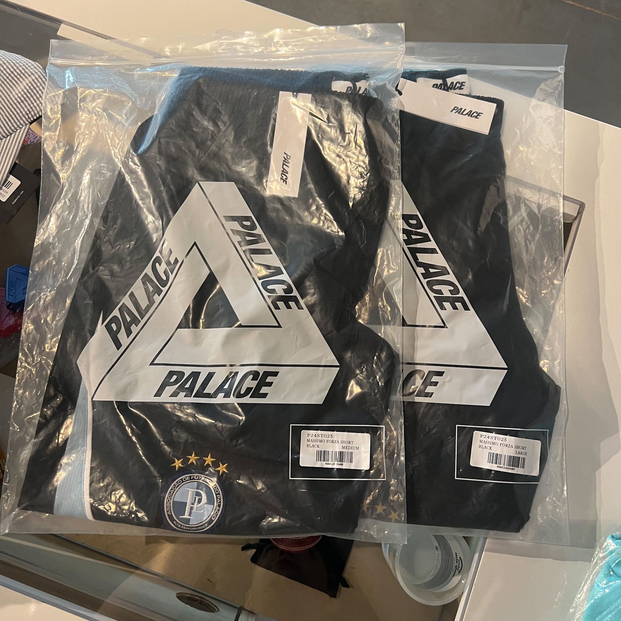 Palace Palace Massimo Forza Short Black • M Size US 32 / EU 48 - 4 Thumbnail