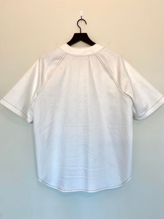 Louis Vuitton Embossed LV T-Shirt Optical White. Size S0