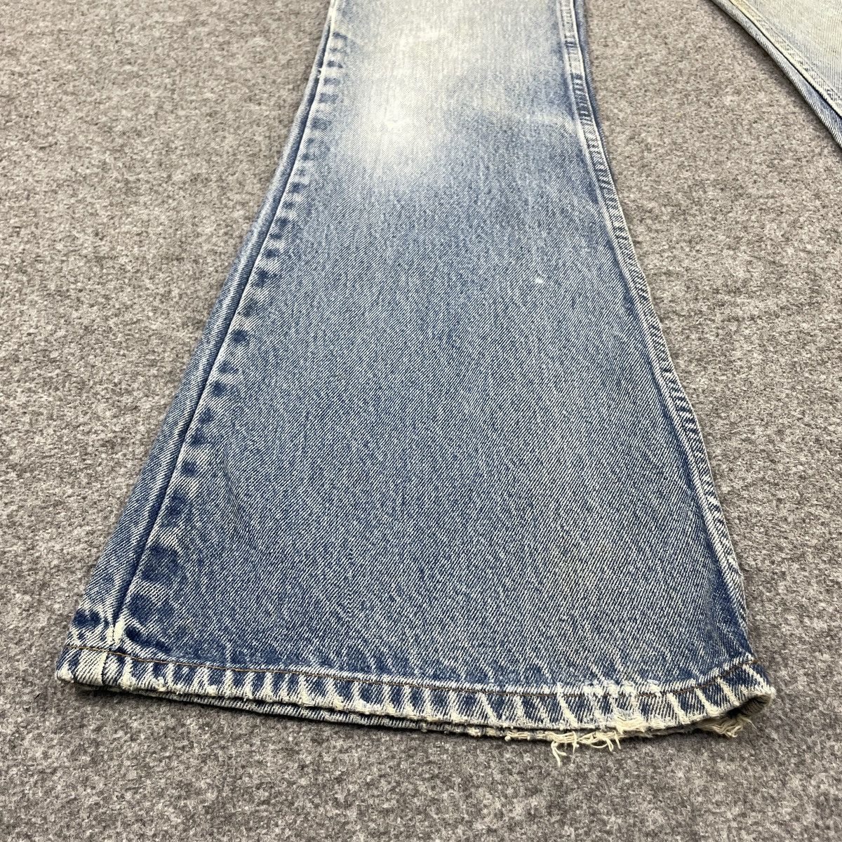 Levi's × Vintage Vintage Levi's Light Wash Boot Cut Oren Tab -wc162 Size US 27 - 7 Thumbnail
