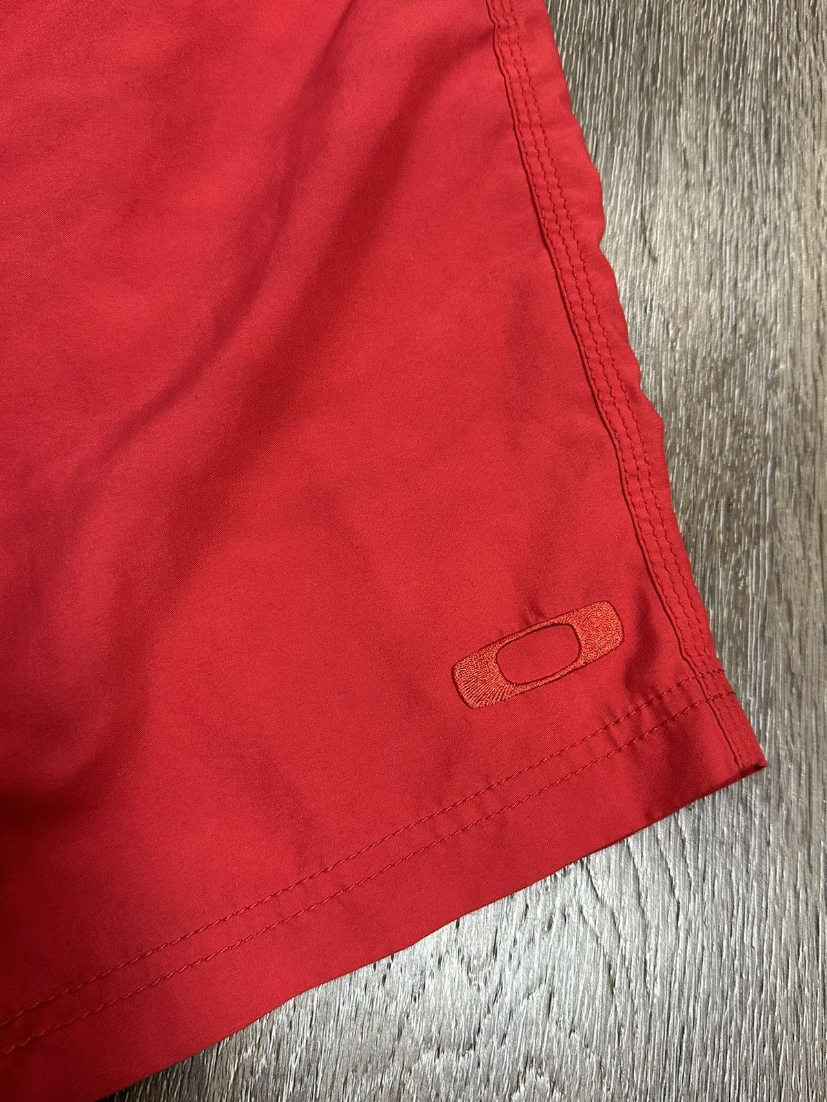 Oakley × Vintage Vintage Oakley Nylon Swimming Shorts Size US 32 / EU 48 - 2 Thumbnail