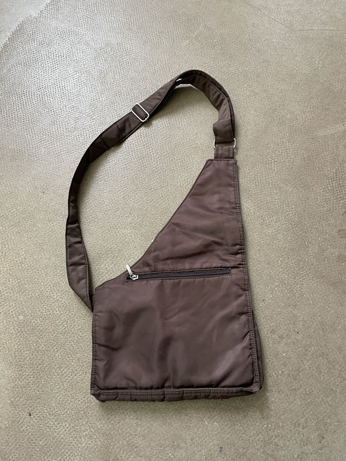 Japanese Brand × Seditionaries × Vintage Vintage Faded Crossbody Bag Prada Style Y2K Size ONE SIZE - 5 Thumbnail