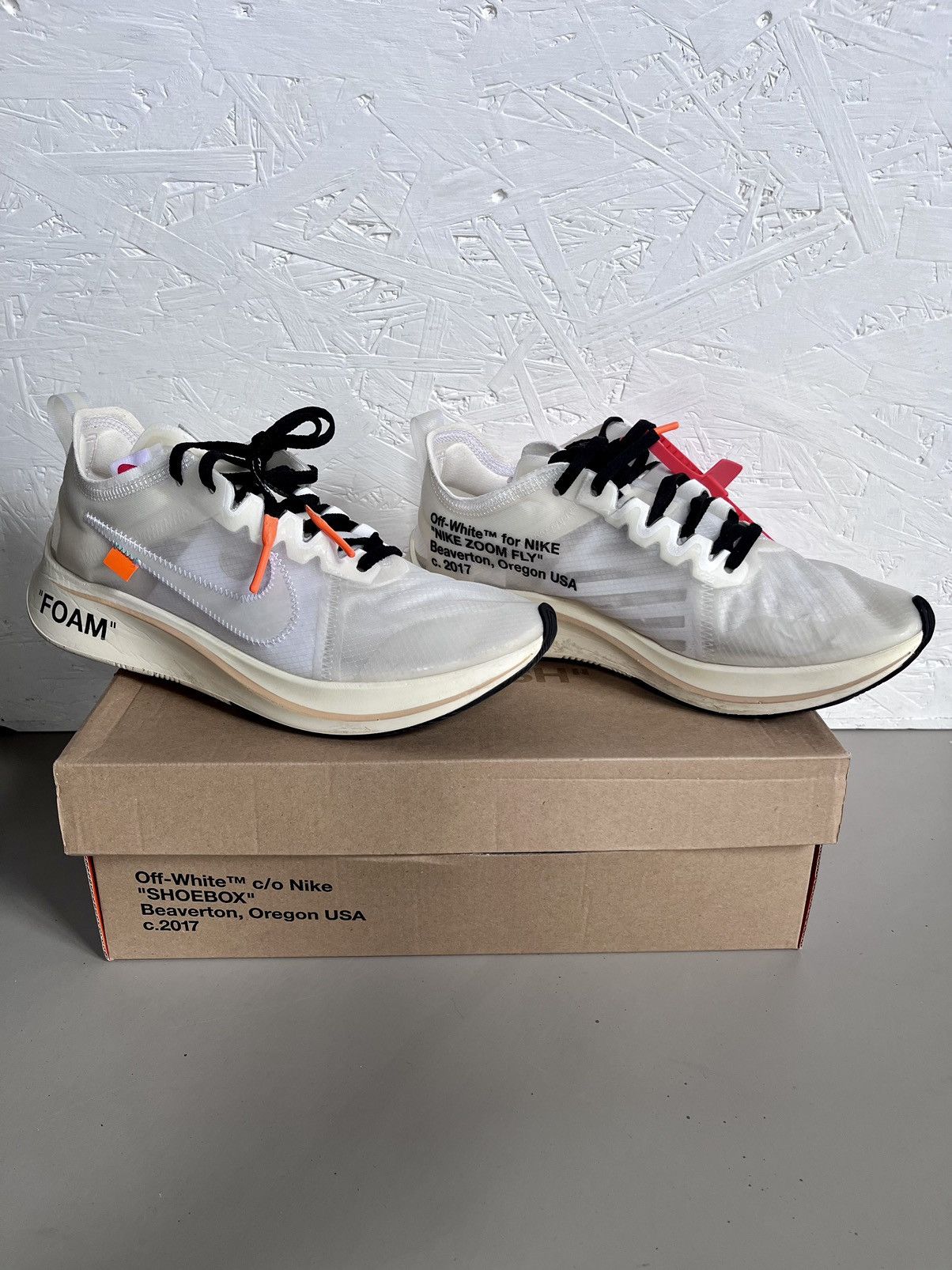 Nike off white sale zoom fly the ten