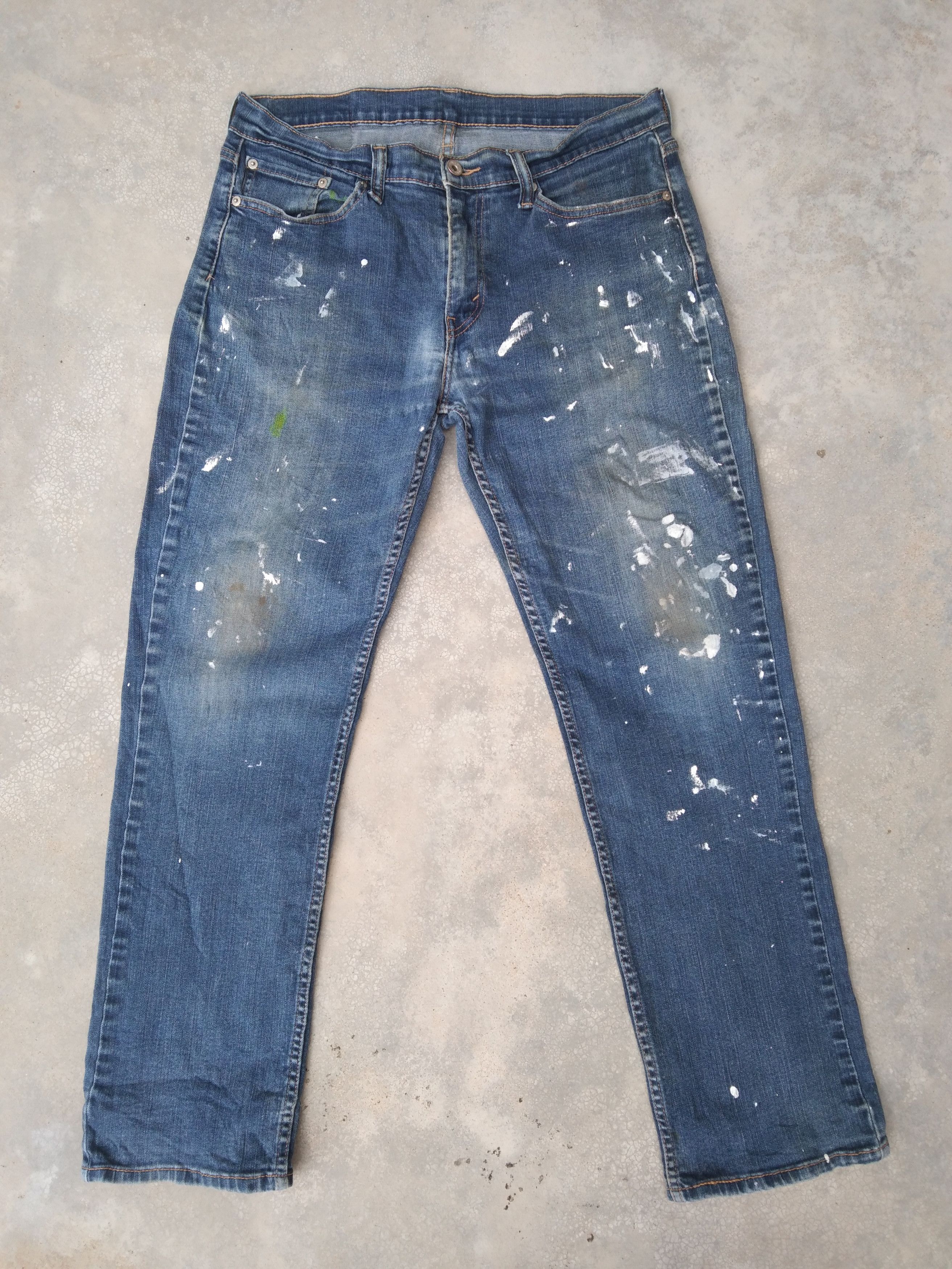 image of Vintage Levi's Jeans 514 Paint Splatter Distressed Denim in Blue, Men's (Size 33)