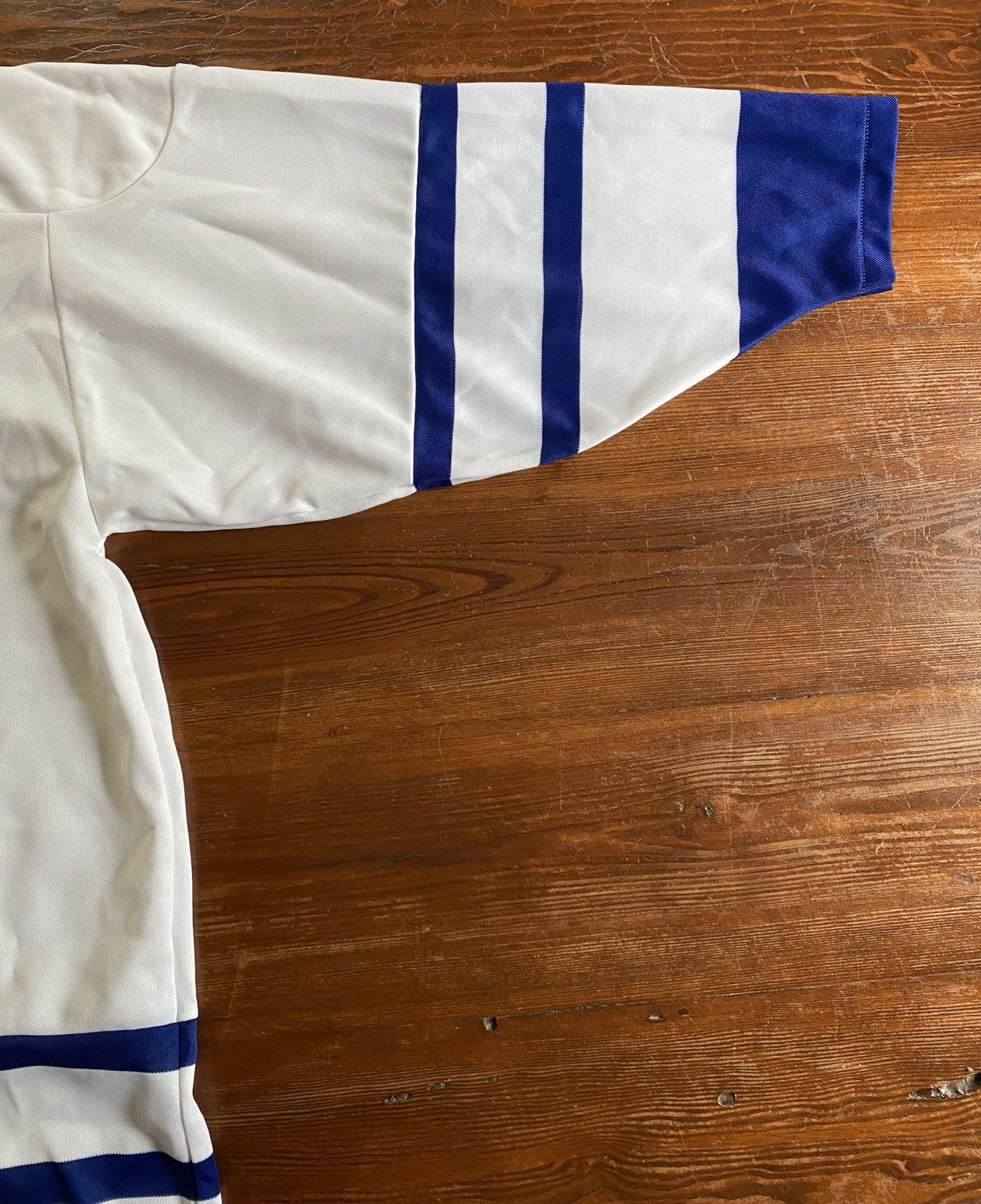 Ccm Vintage 90’s Toronto Maple Leafs CCM Hockey Jersey NHL Size US XL / EU 56 / 4 - 10 Thumbnail