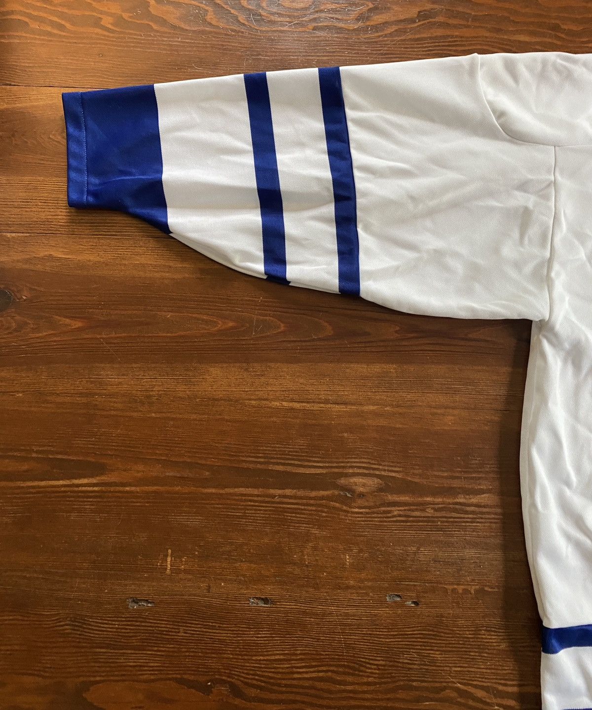 Ccm Vintage 90’s Toronto Maple Leafs CCM Hockey Jersey NHL Size US XL / EU 56 / 4 - 17 Thumbnail