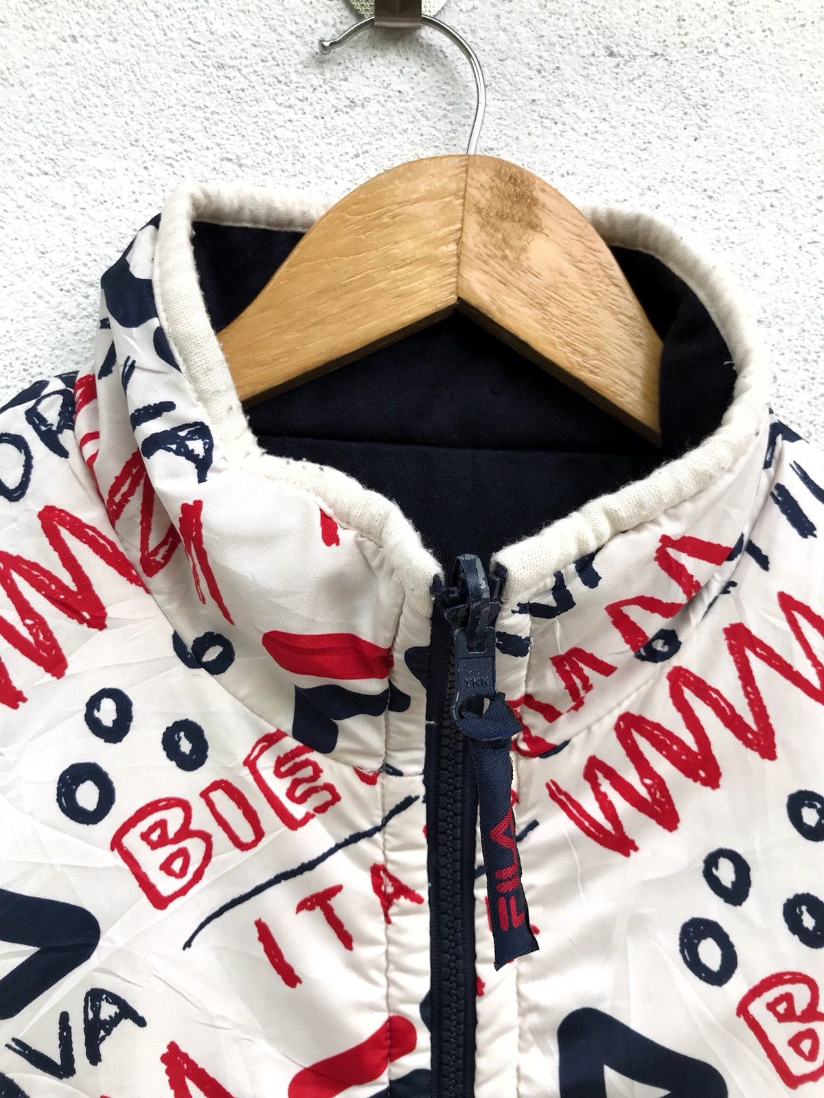 Fila Fila Sleeveless Zipper Jacket Big Log Fullprinted Size US L / EU 52-54 / 3 - 7 Thumbnail