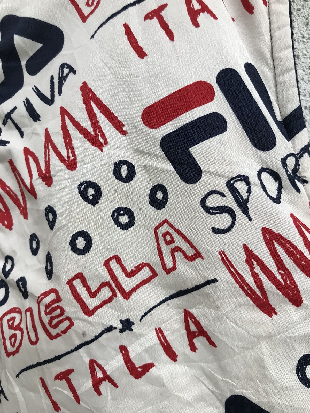 Fila Fila Sleeveless Zipper Jacket Big Log Fullprinted Size US L / EU 52-54 / 3 - 8 Thumbnail