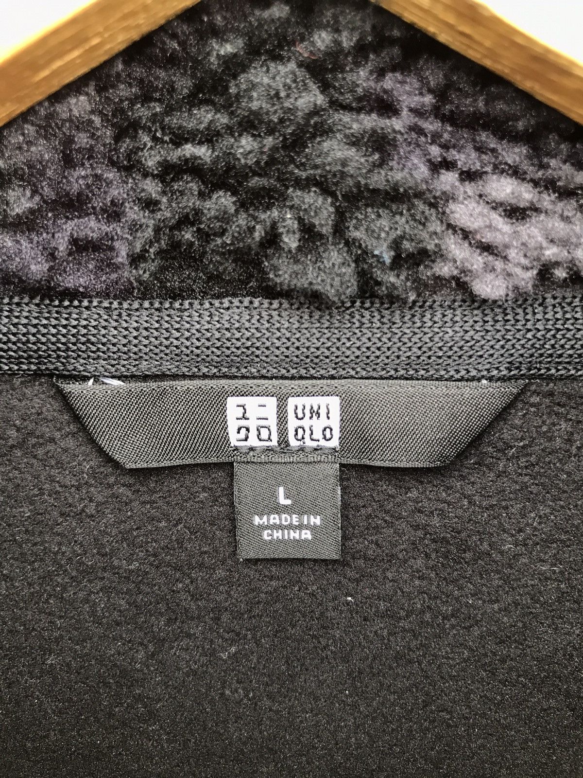 Uniqlo Japanese Brand Uniqlo Fleece Sherpa Camo Jacket Size US S / EU 44-46 / 1 - 4 Thumbnail