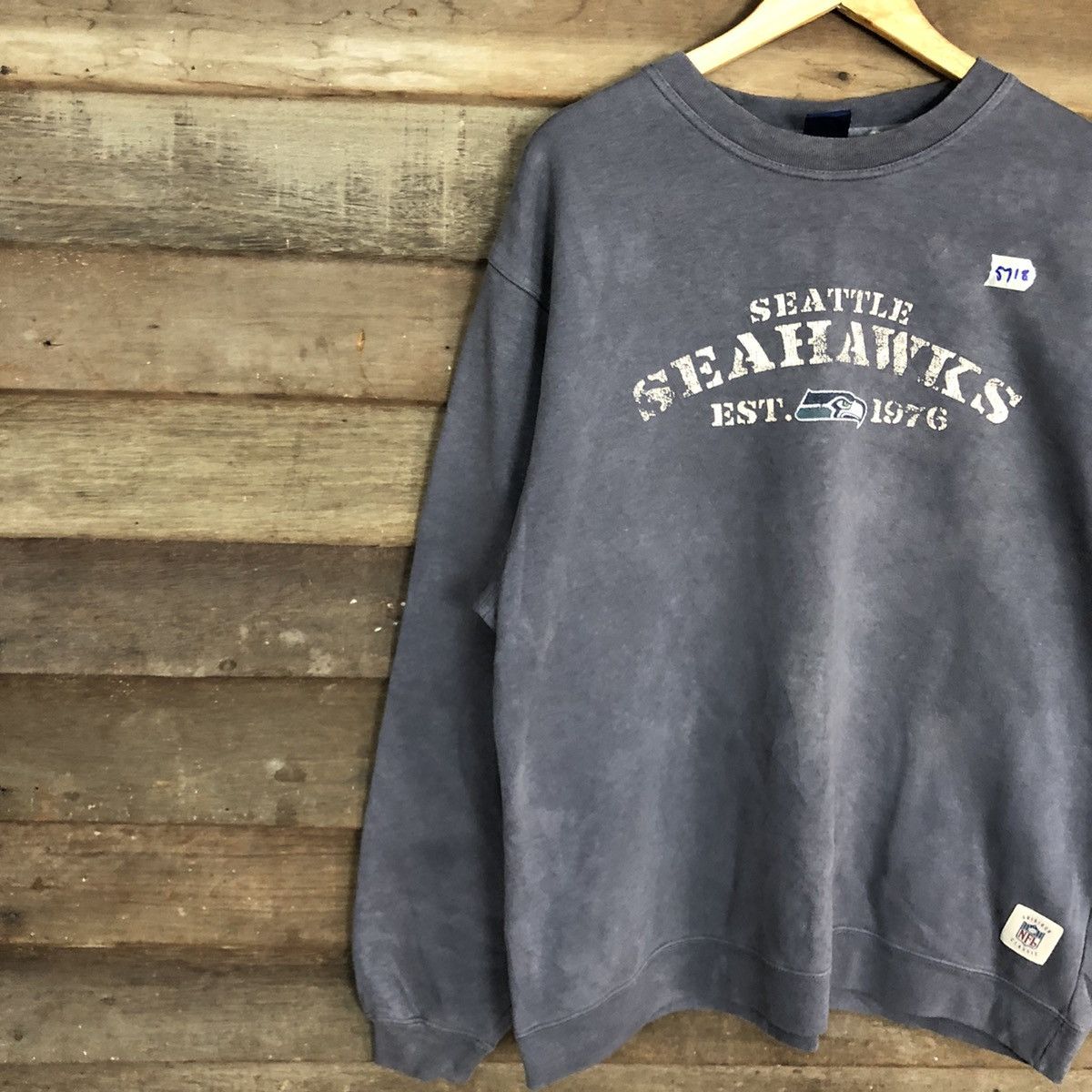 NFL Seattle Seahawks Grey Sweatshirt #5718 Size US L / EU 52-54 / 3 - 7 Thumbnail