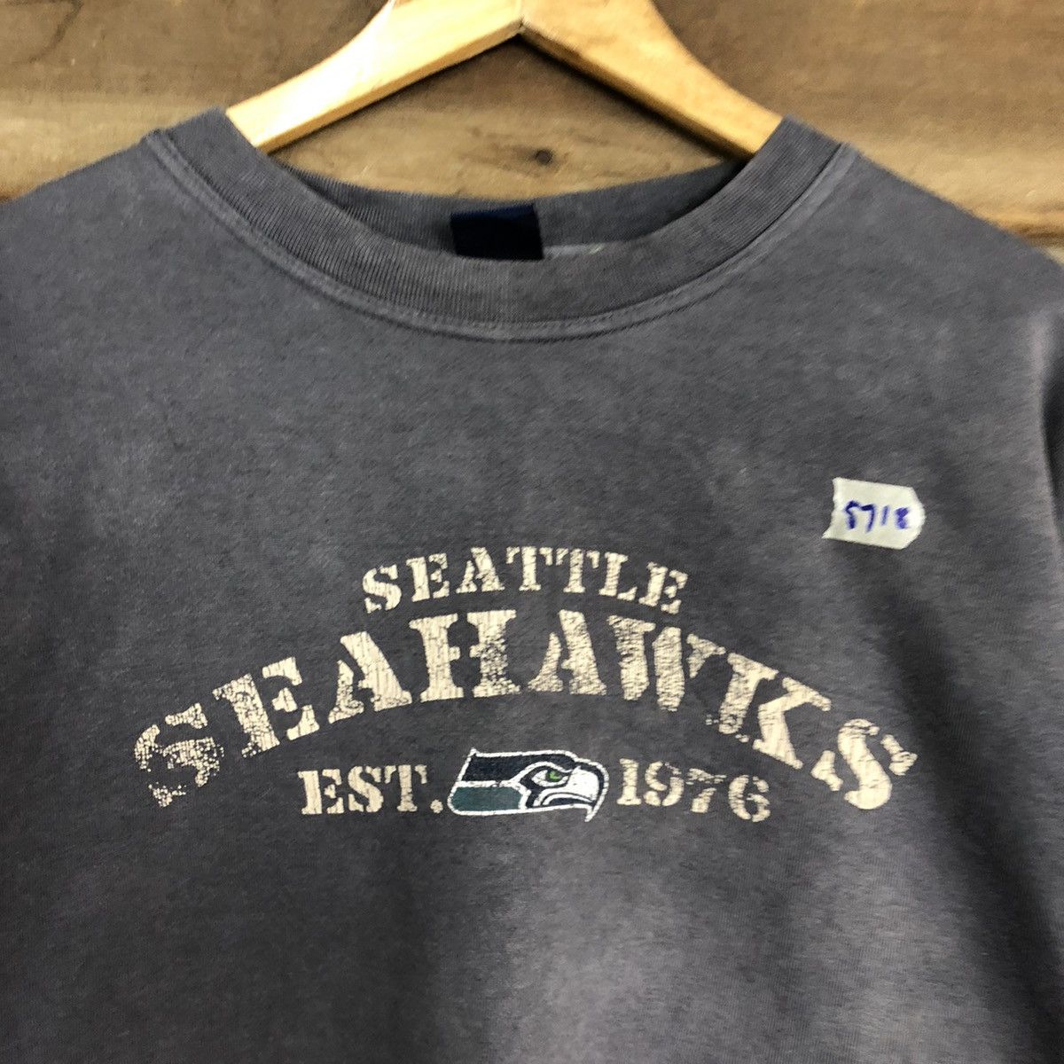 NFL Seattle Seahawks Grey Sweatshirt #5718 Size US L / EU 52-54 / 3 - 10 Thumbnail