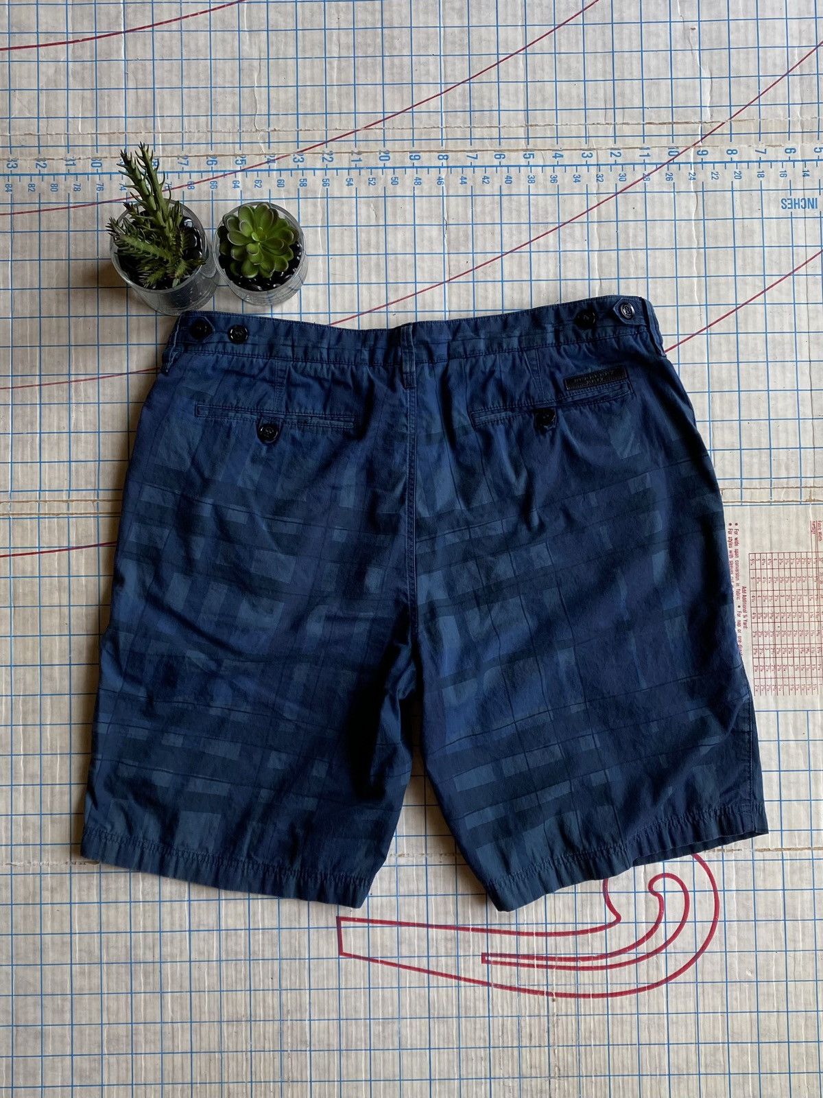 Burberry × Burberry Prorsum Burberry Brit Flannel Nova Check Shorts Size 32 Size US 32 / EU 48 - 9 Thumbnail