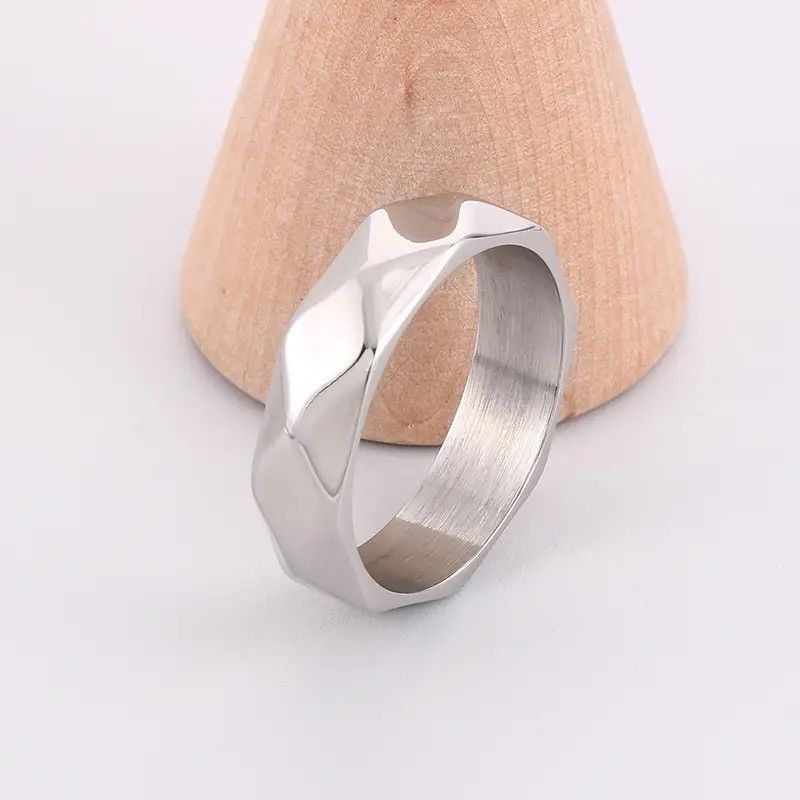 Jewelry × Vintage Creative Diamond-Shaped Faceted Ring Size ONE SIZE - 1 Thumbnail