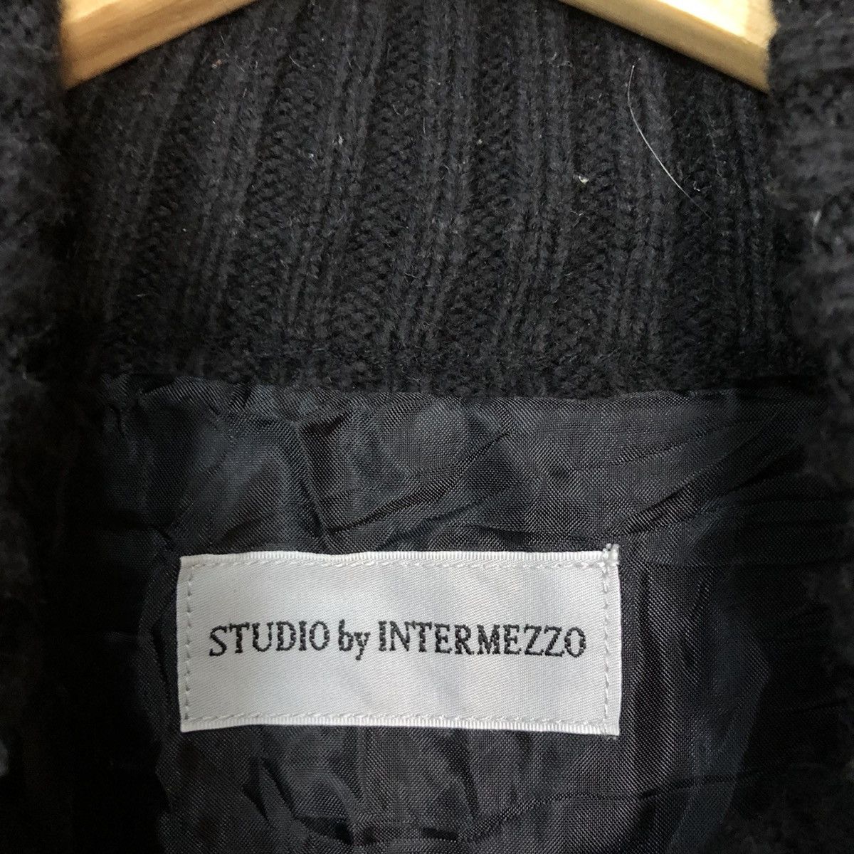 Aran Isles Knitwear × Homespun Knitwear × Vintage InterMezzo Black Knitwear sweater vintage japan #5727 Size US L / EU 52-54 / 3 - 11 Thumbnail