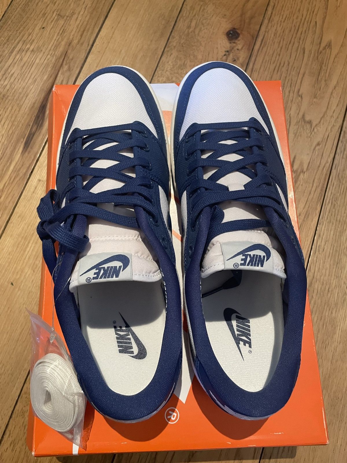 Jordan Brand × Nike Air Jordan 1 Low AJKO Kentucky Royal Blue Size US 12 / EU 45 - 4 Thumbnail