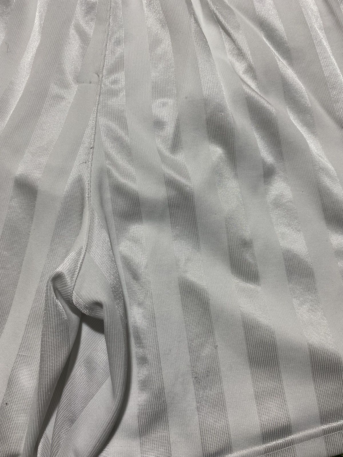 Nike Vintage Nike shorts streetwear swoosh casual y2k size XL Size US 36 / EU 52 - 4 Thumbnail