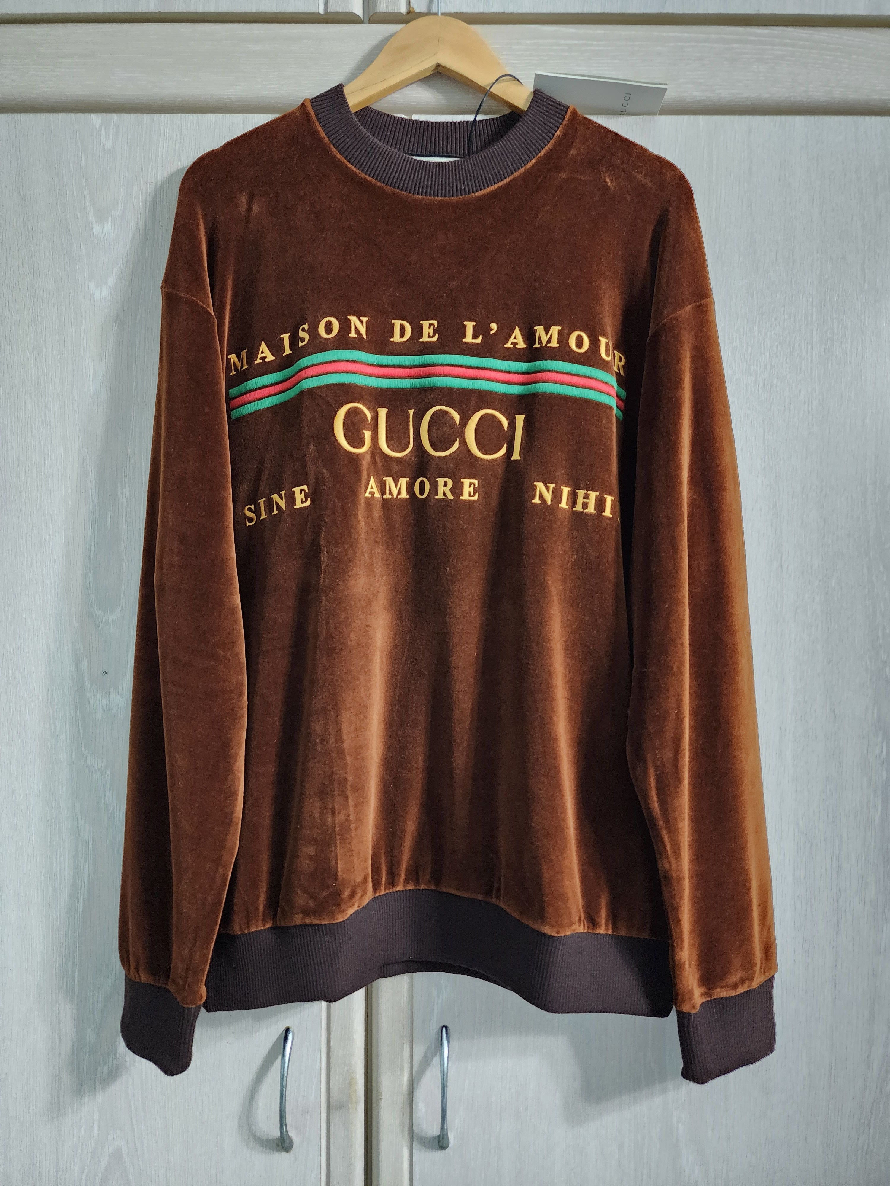 Champion velvet sweater outlet gucci