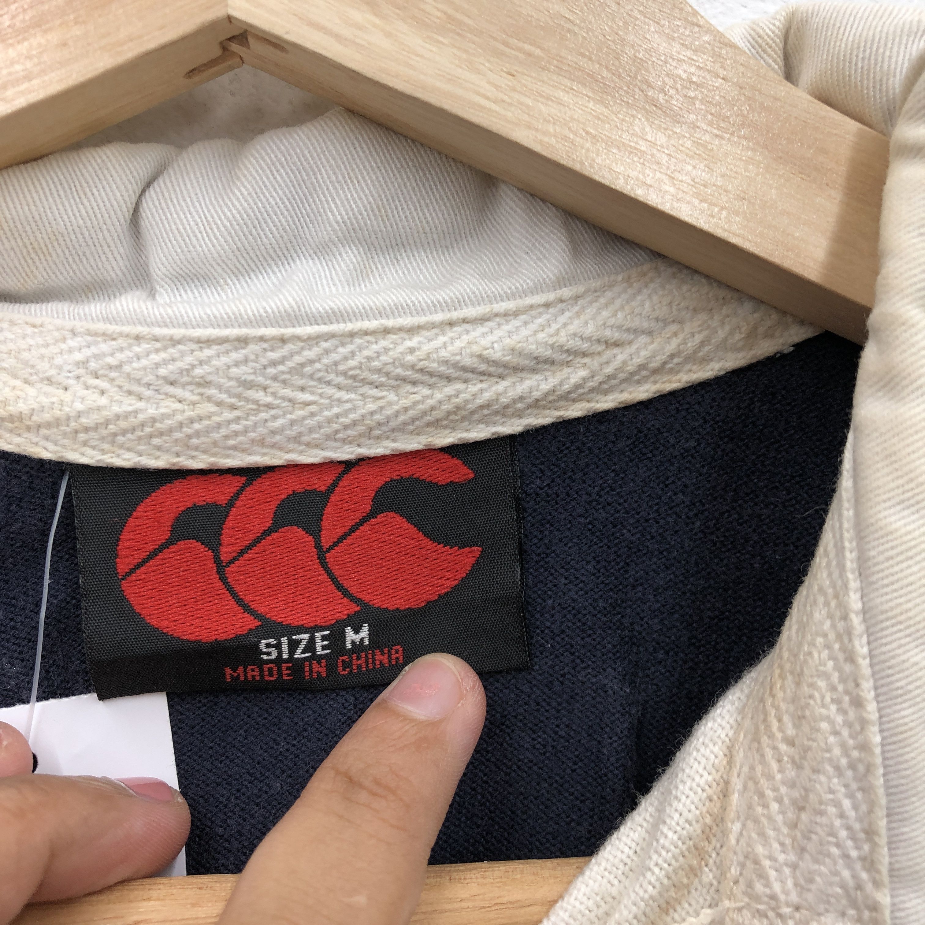 Canterbury of New Zealand Vintage Y2K Canterbury T Shirt Vintage Rugby Sportswear Tees Size US M / EU 48-50 / 2 - 5 Thumbnail