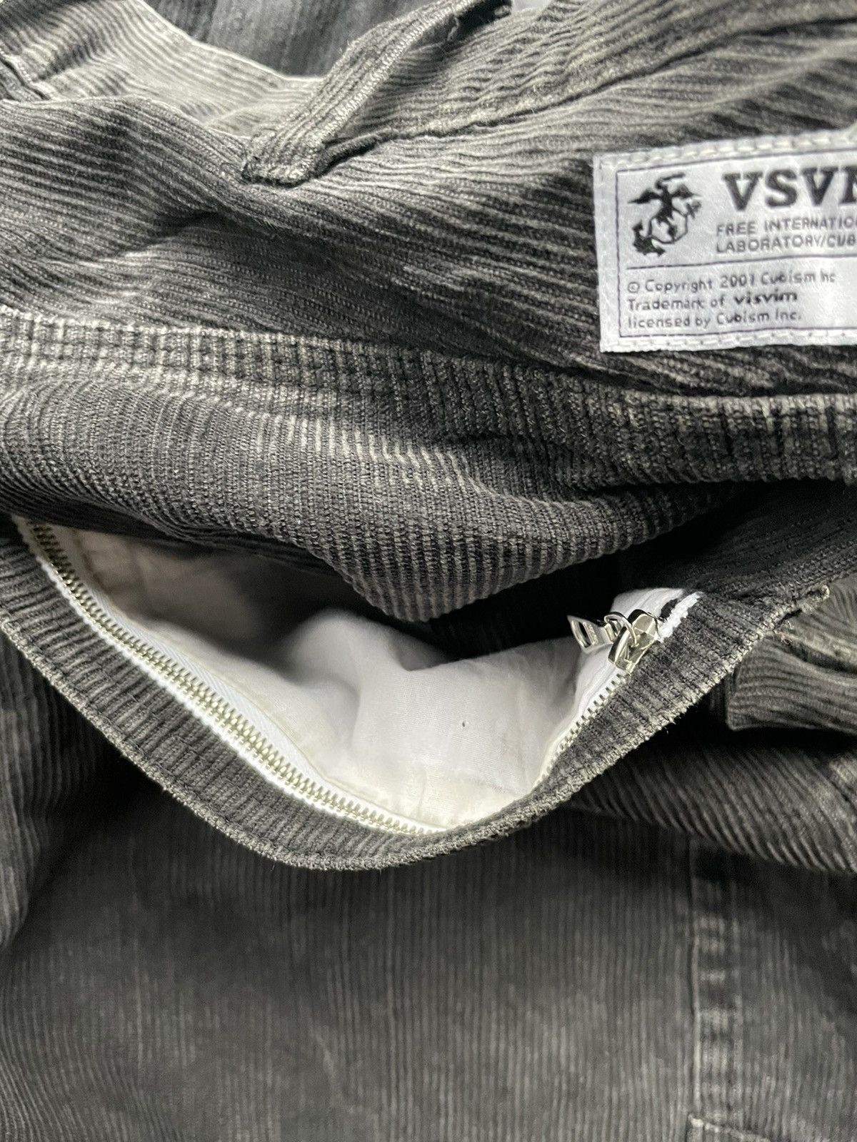 Designer × Japanese Brand × Visvim Rare Vintage VISVIM Coduroy Carpenter Size US 35 - 12 Thumbnail